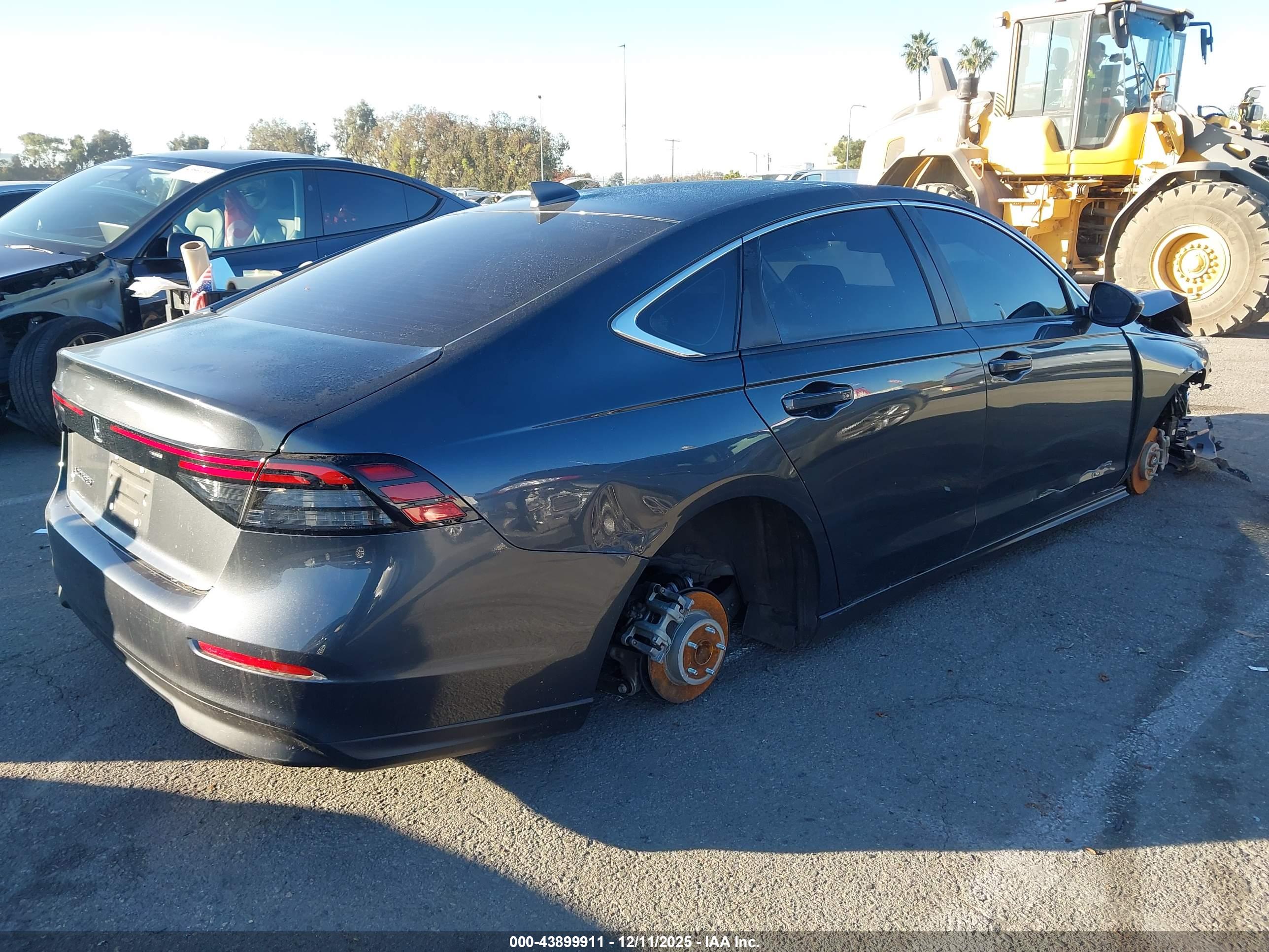HONDA ACCORD image 4