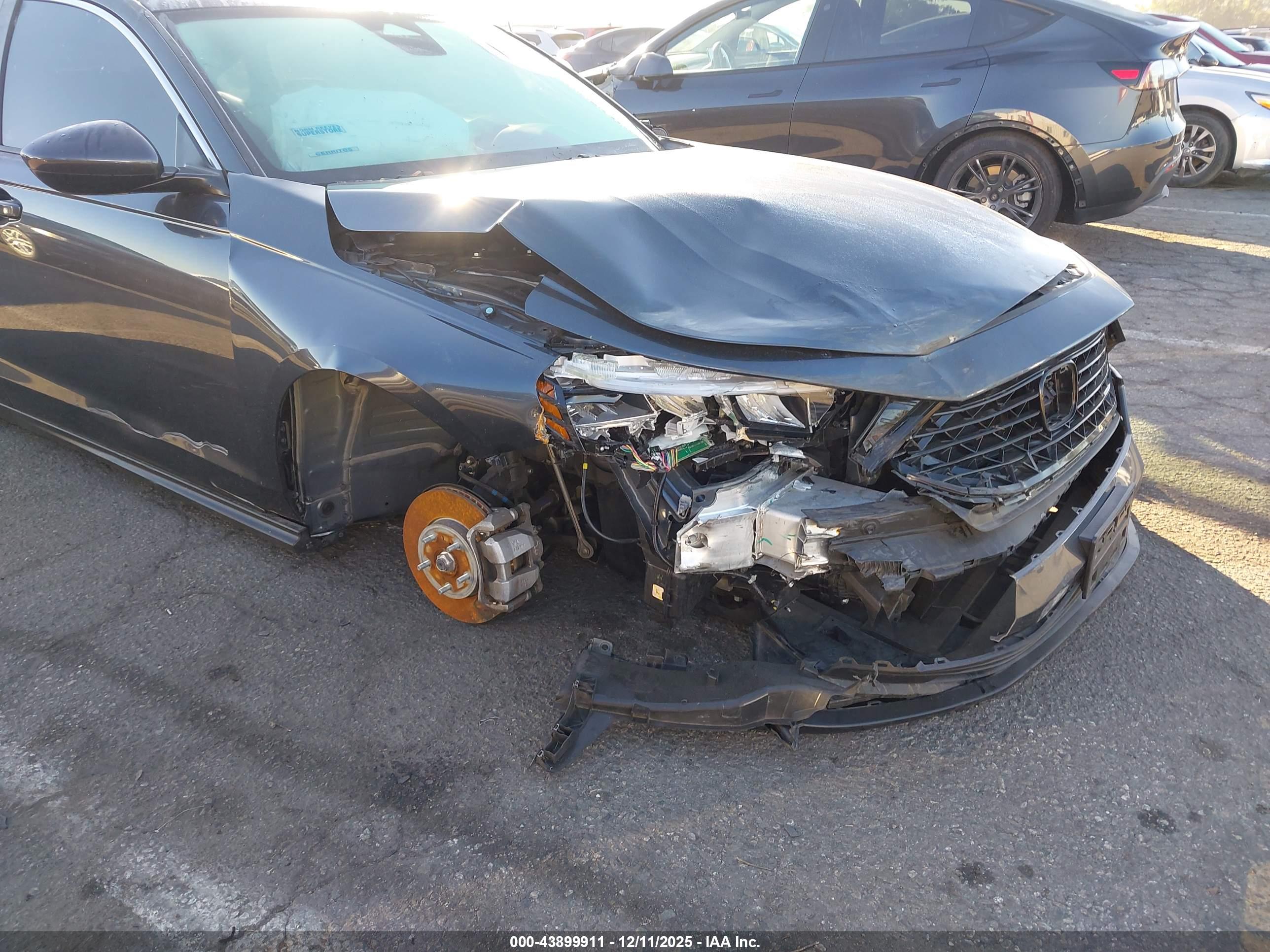 HONDA ACCORD image 6