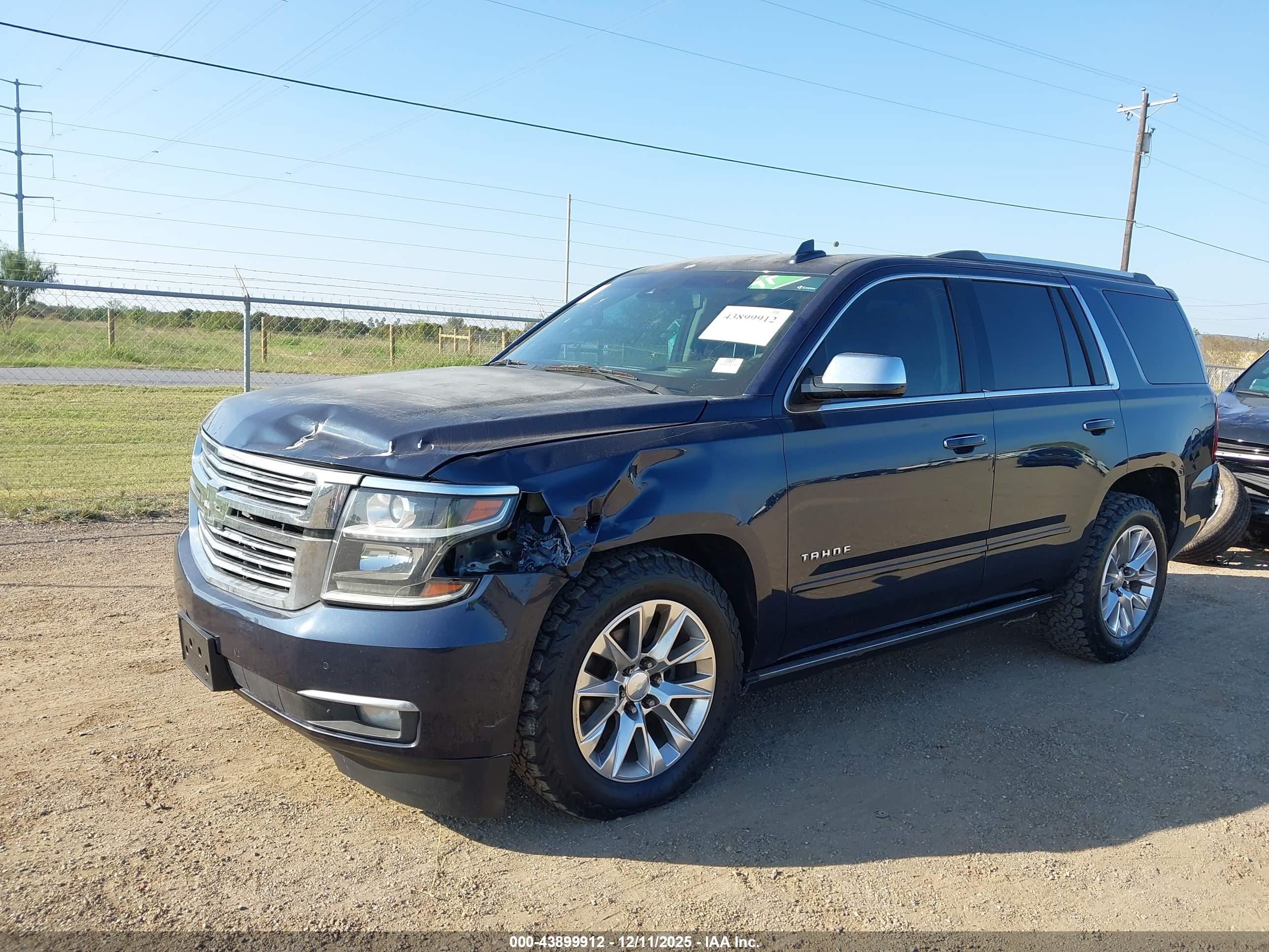 CHEVROLET TAHOE image 2