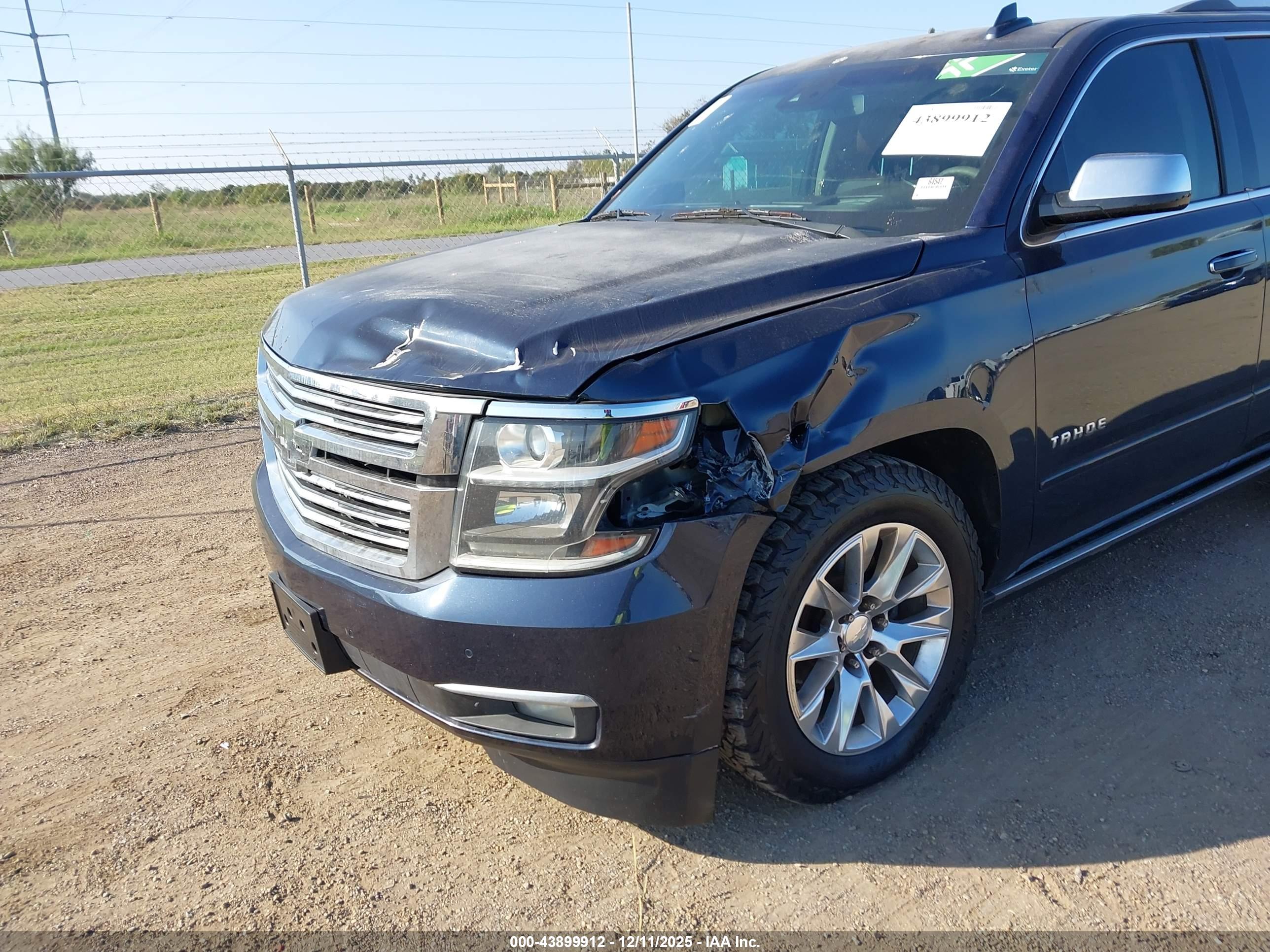 CHEVROLET TAHOE image 6