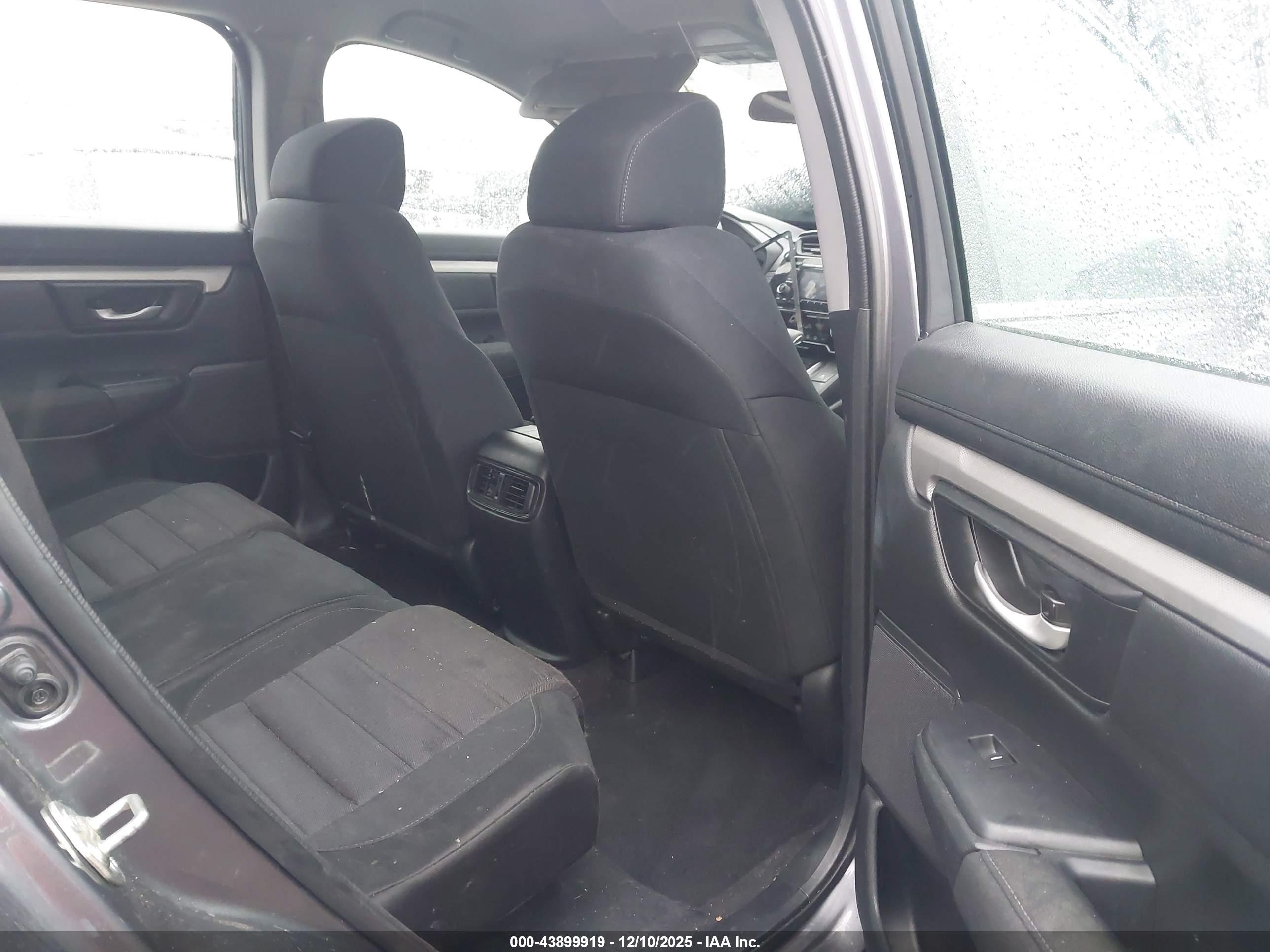 HONDA CR-V image 8
