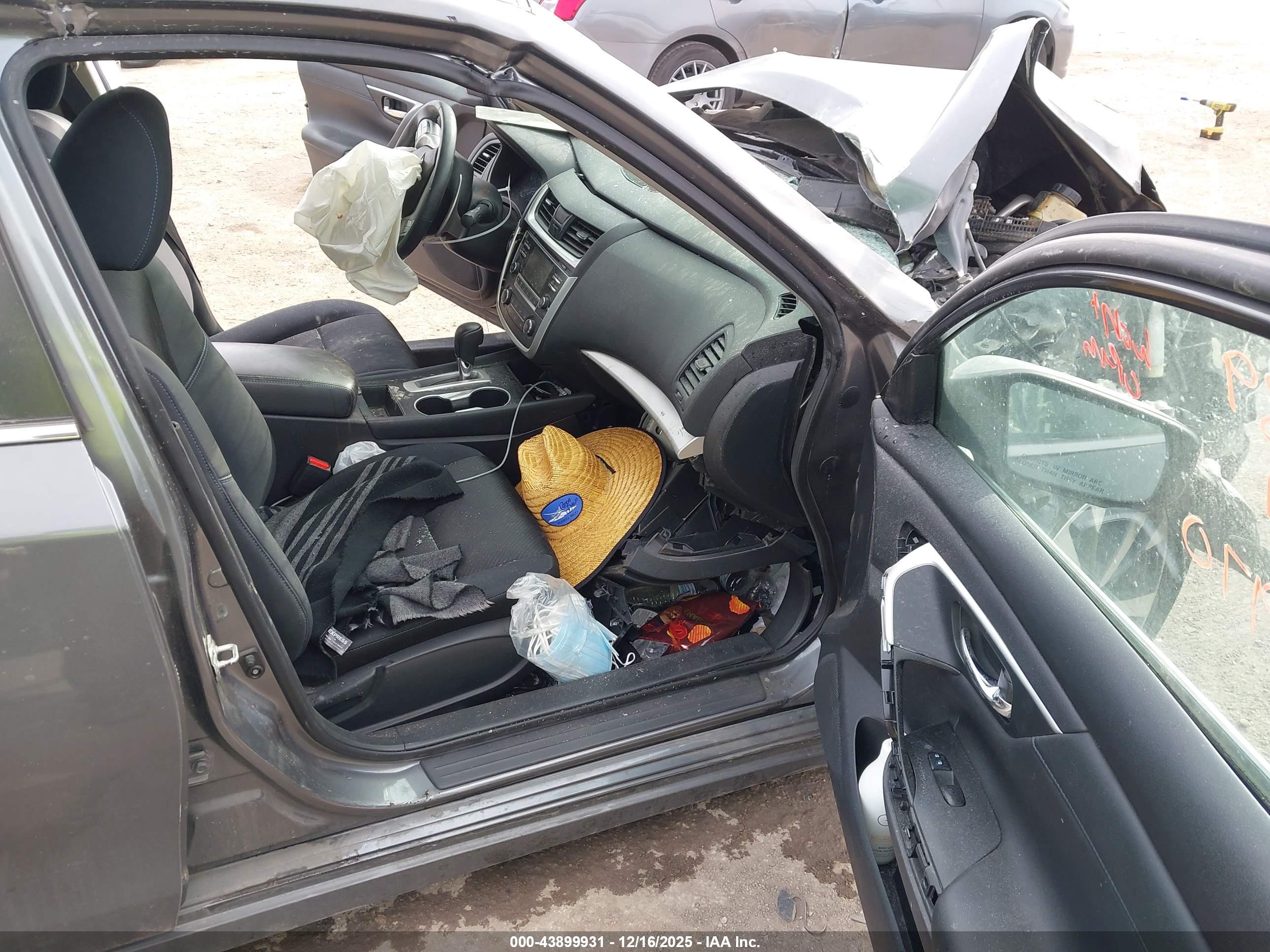 NISSAN ALTIMA image 5