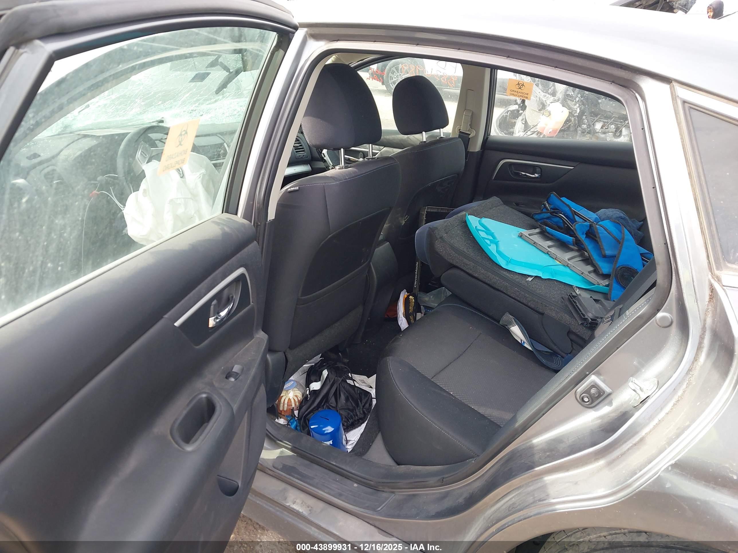 NISSAN ALTIMA image 8