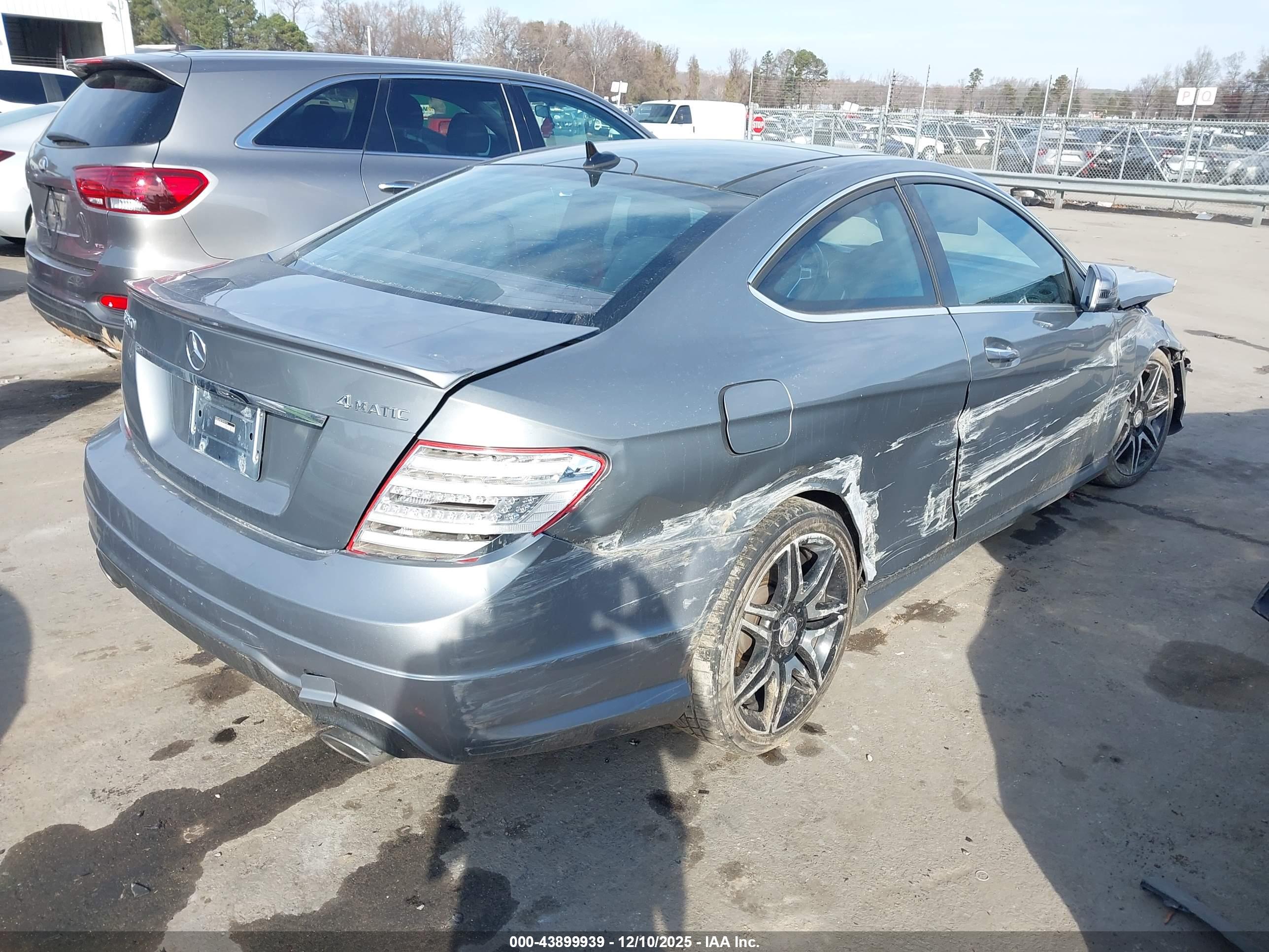 MERCEDES-BENZ C image 4
