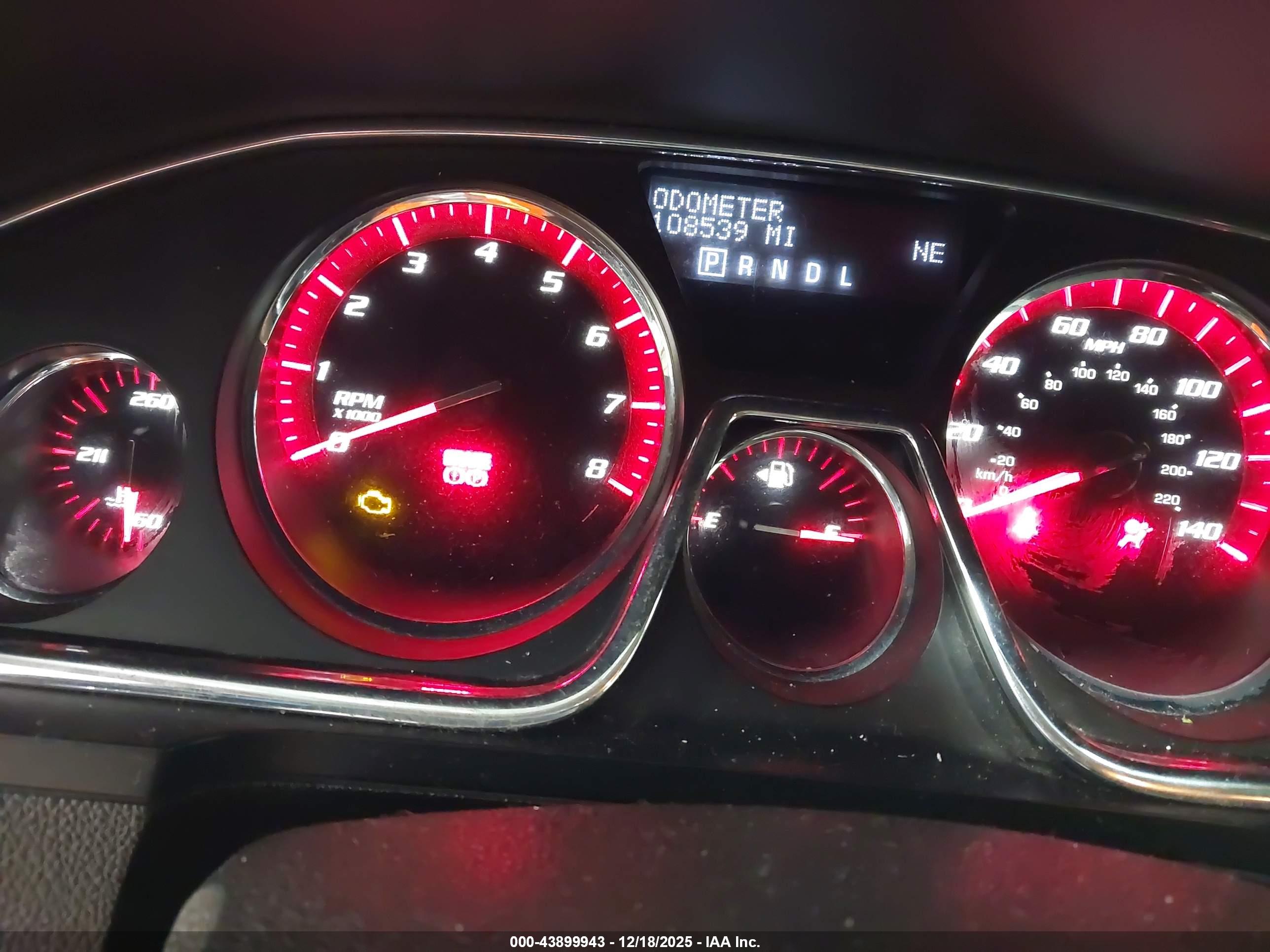 GMC ACADIA image 7