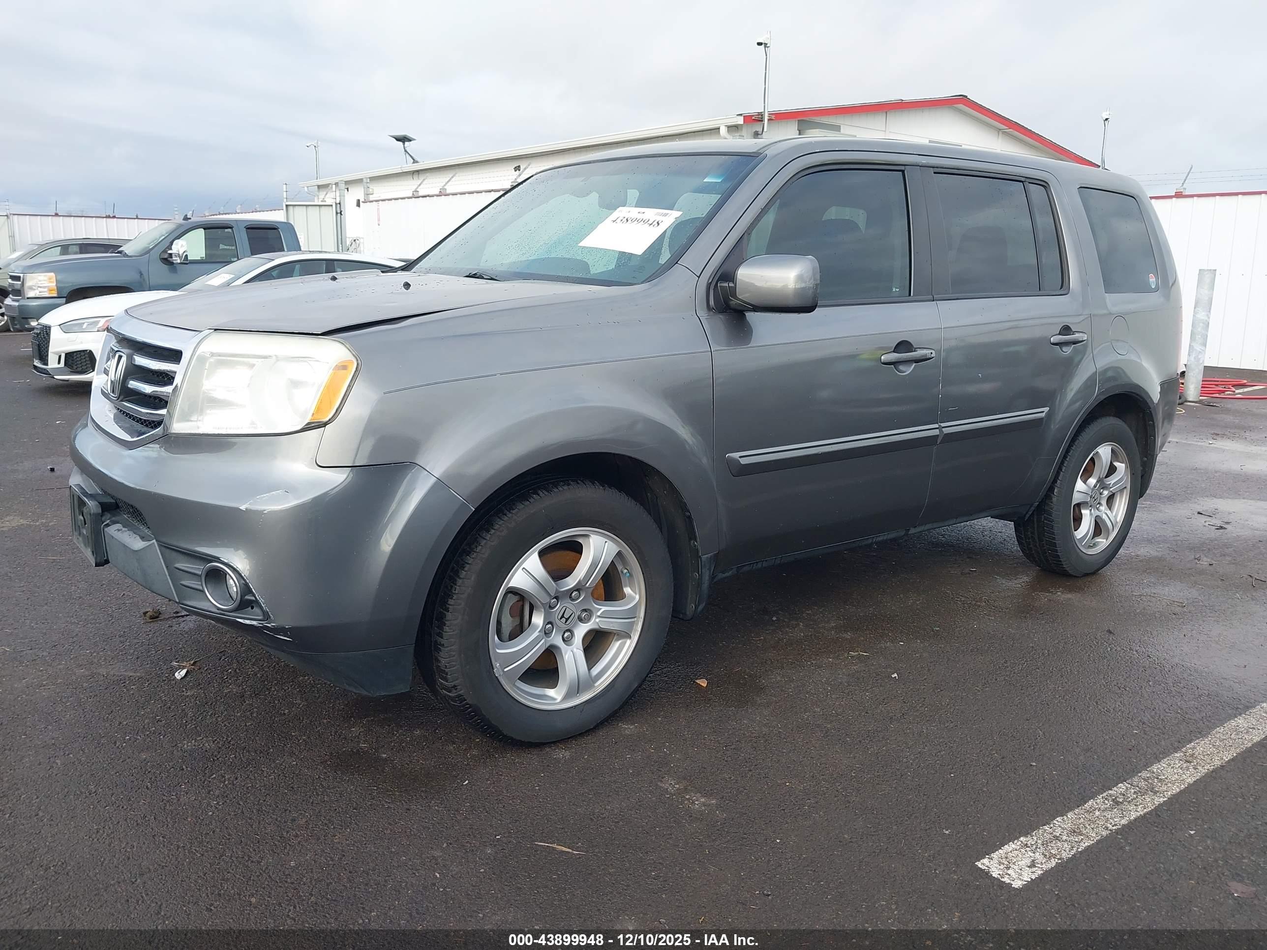 HONDA PILOT image 2