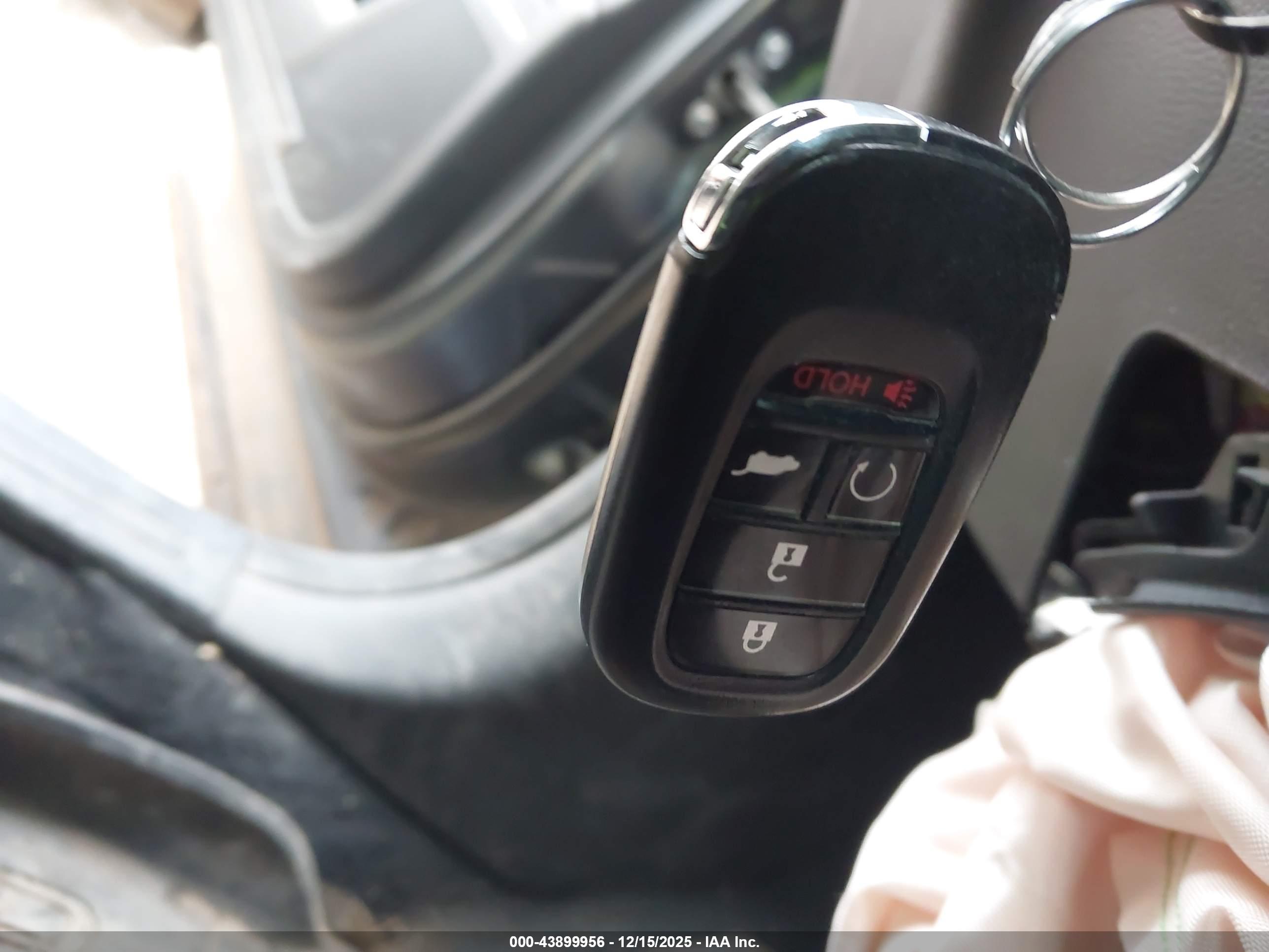 HONDA CR-V image 11