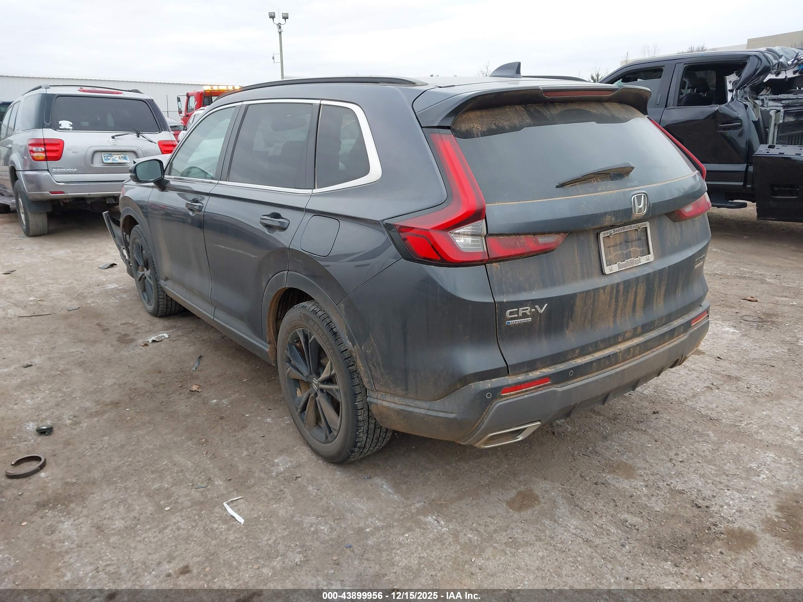 HONDA CR-V image 3