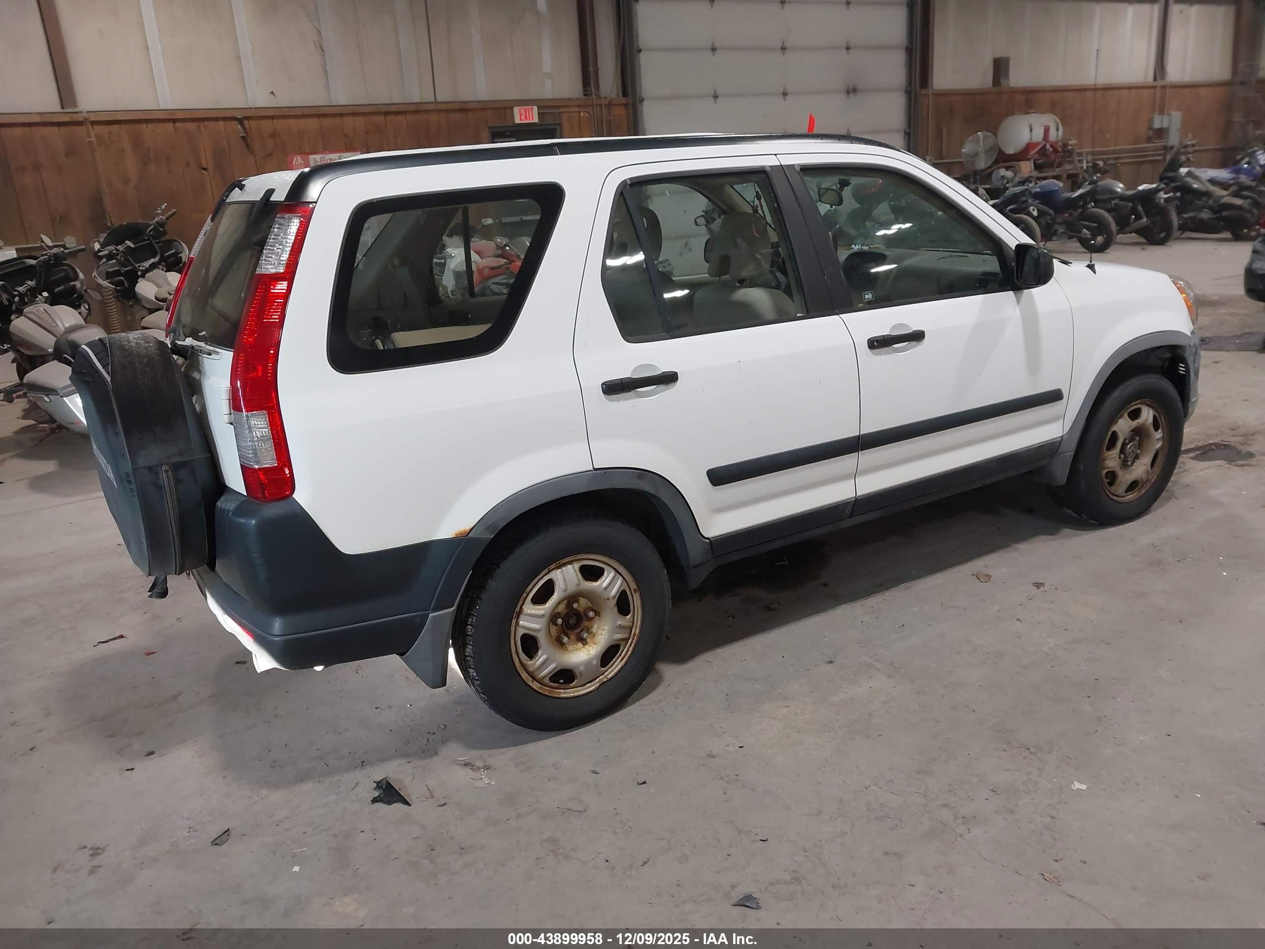 HONDA CR-V image 4