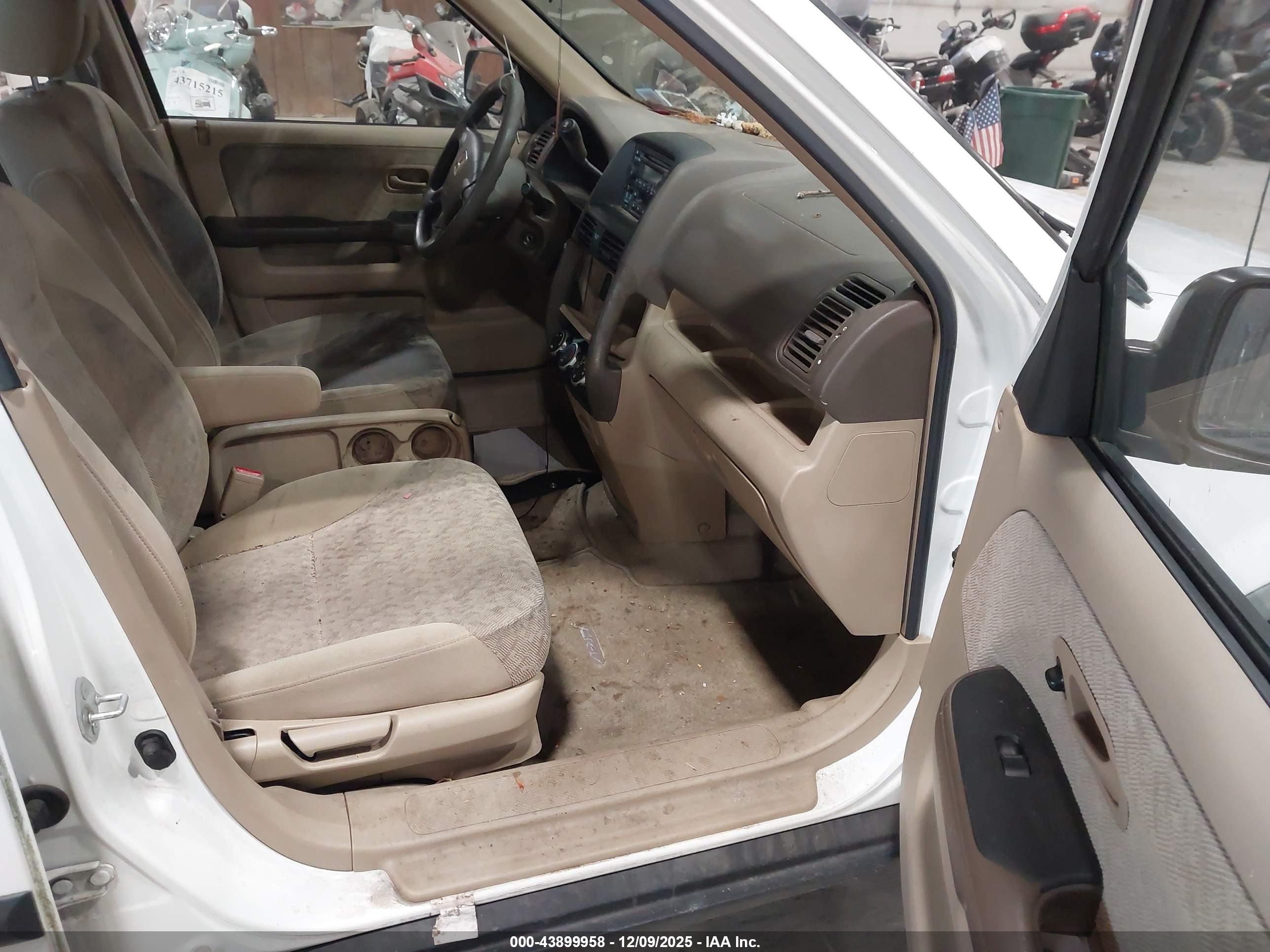 HONDA CR-V image 5