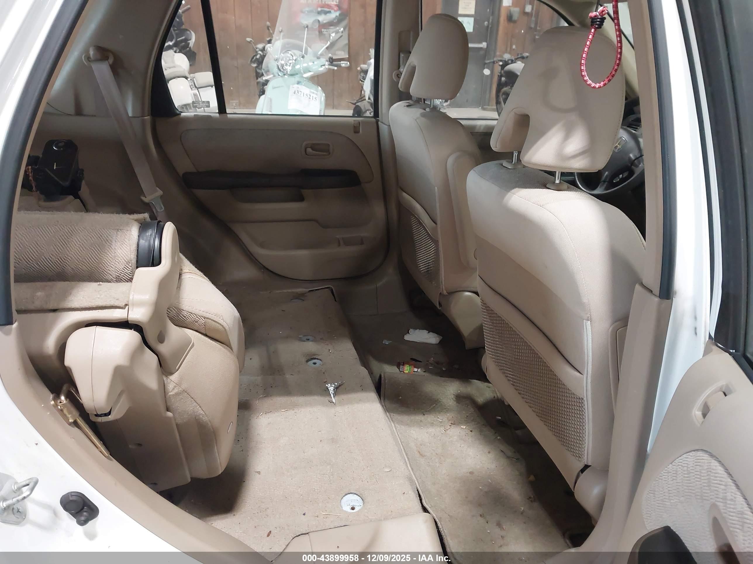 HONDA CR-V image 8