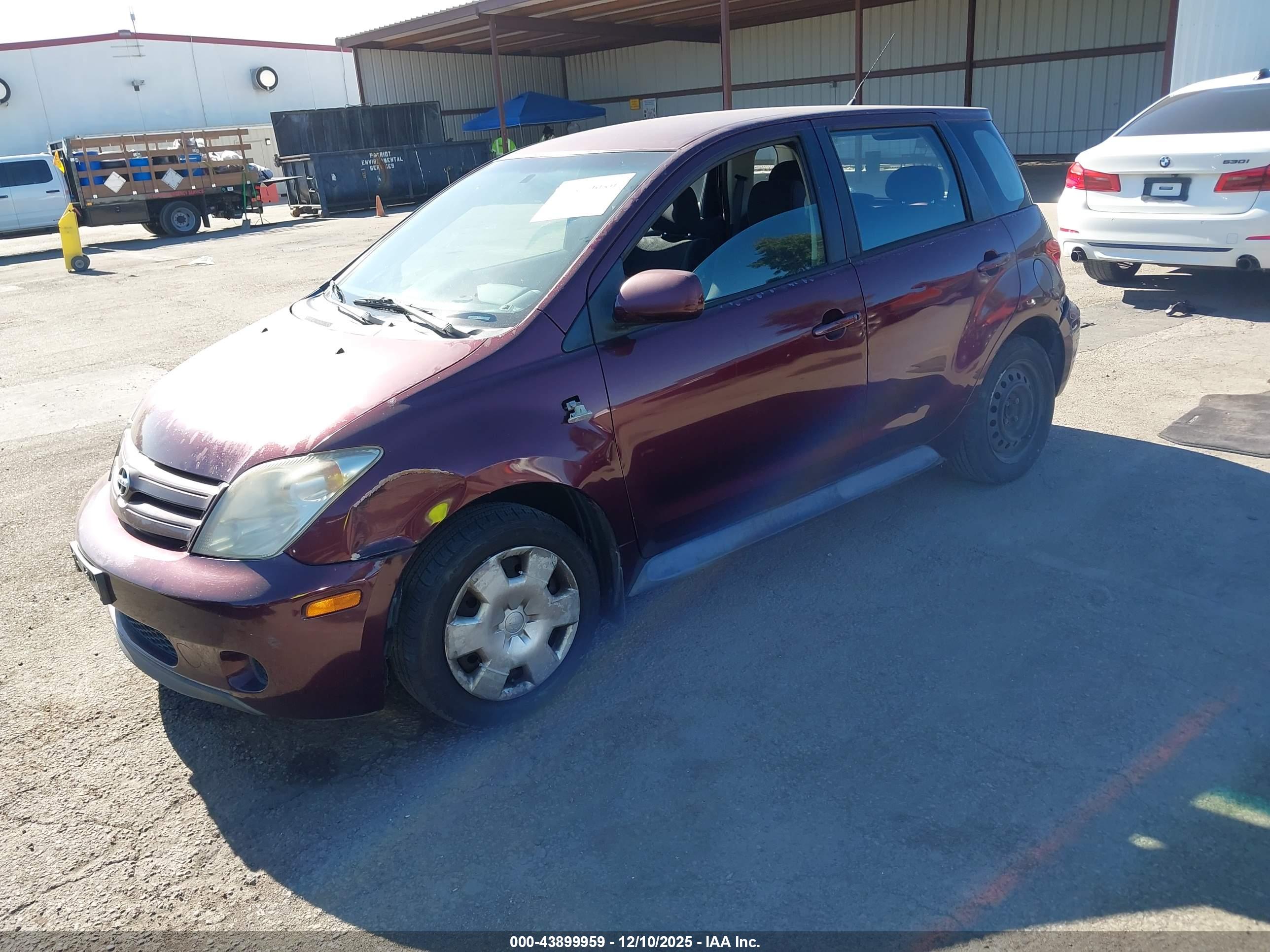 SCION XA image 2