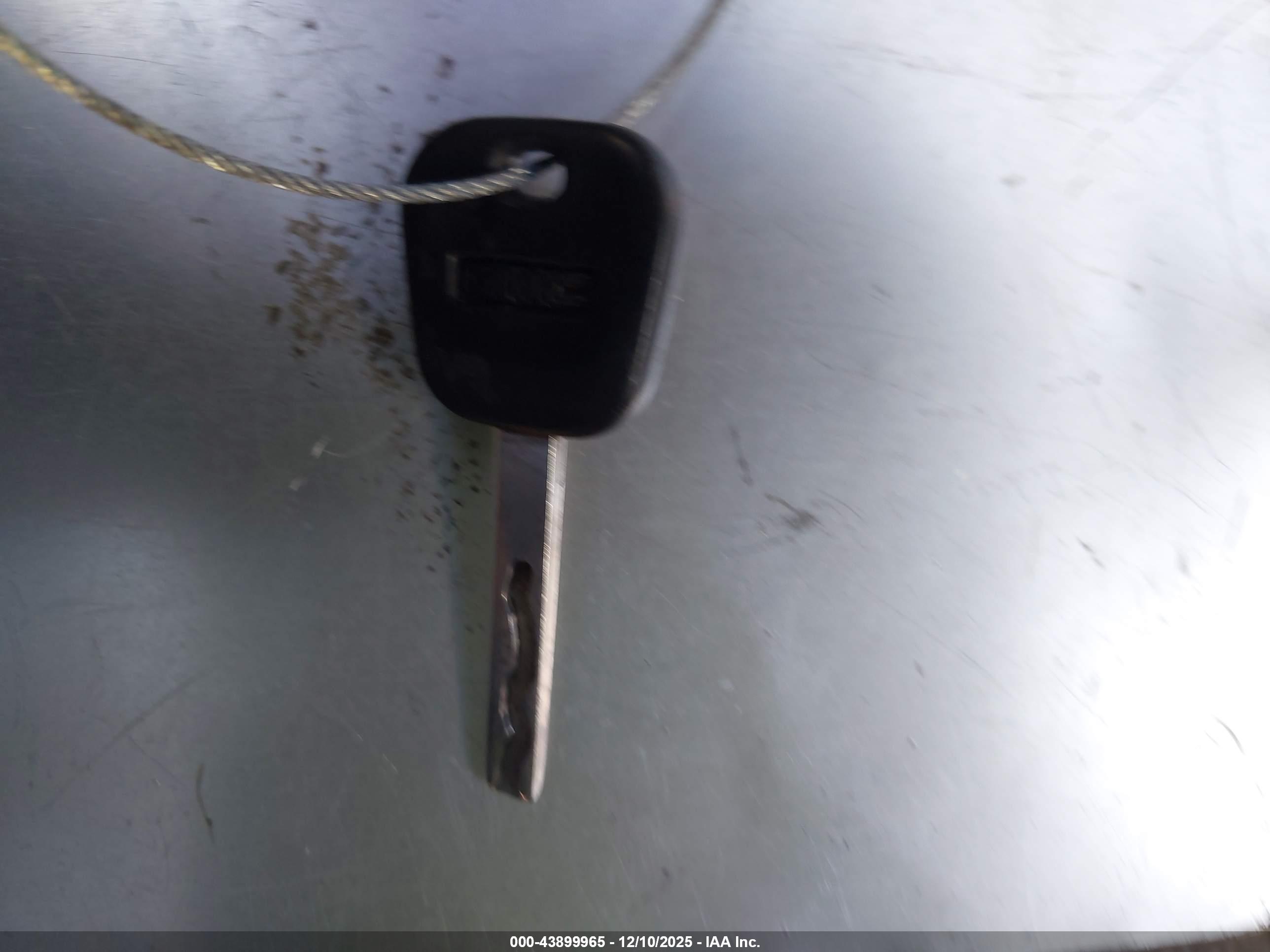 GMC SIERRA image 11
