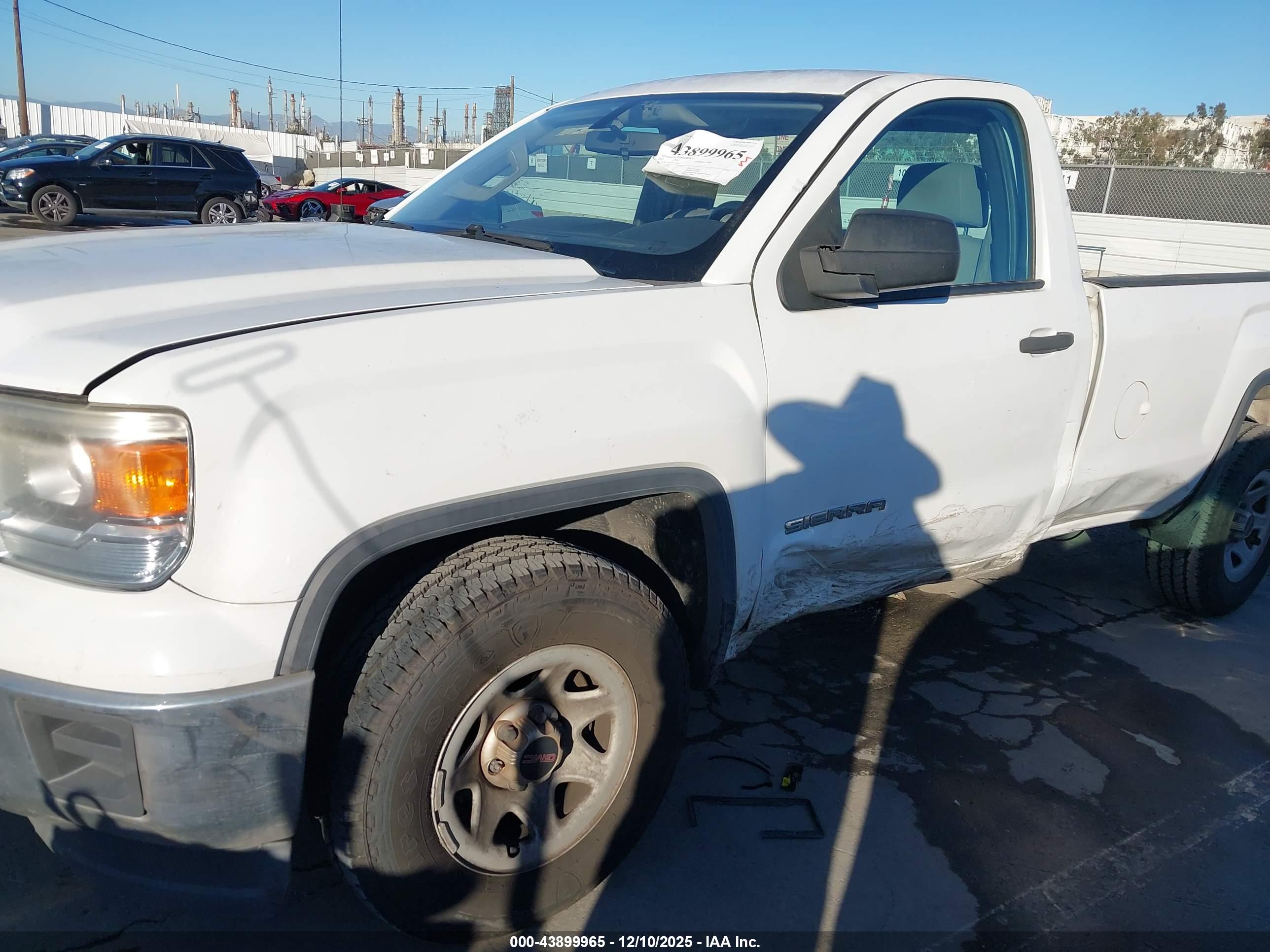 GMC SIERRA image 6