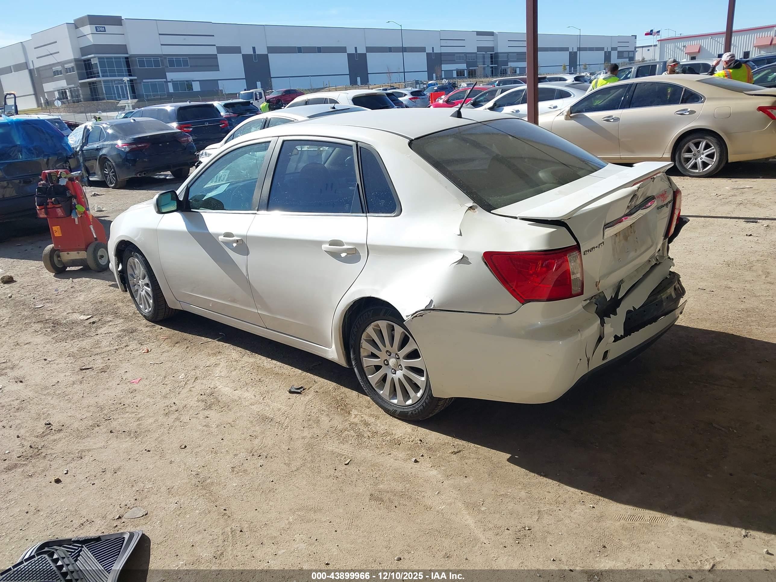 SUBARU IMPREZA image 3