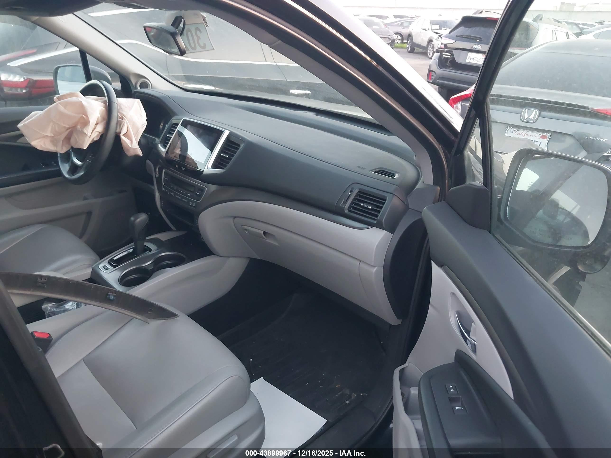 HONDA PILOT image 5