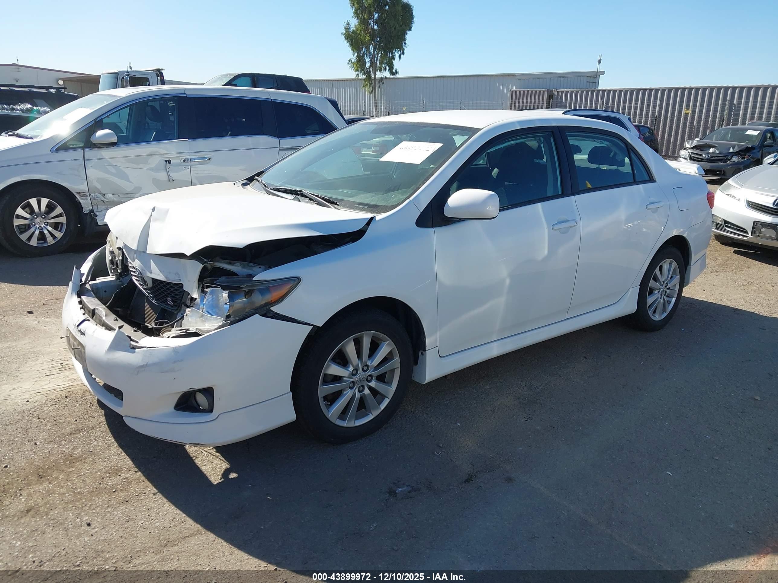 TOYOTA COROLLA image 2