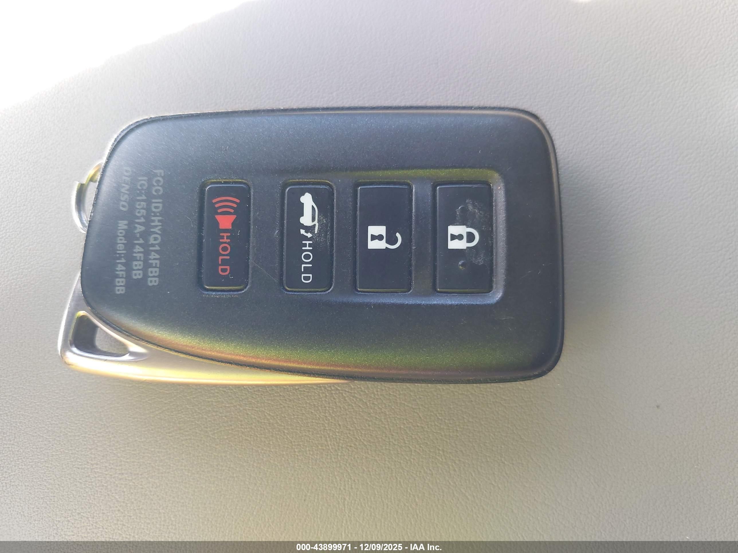 LEXUS RX image 11