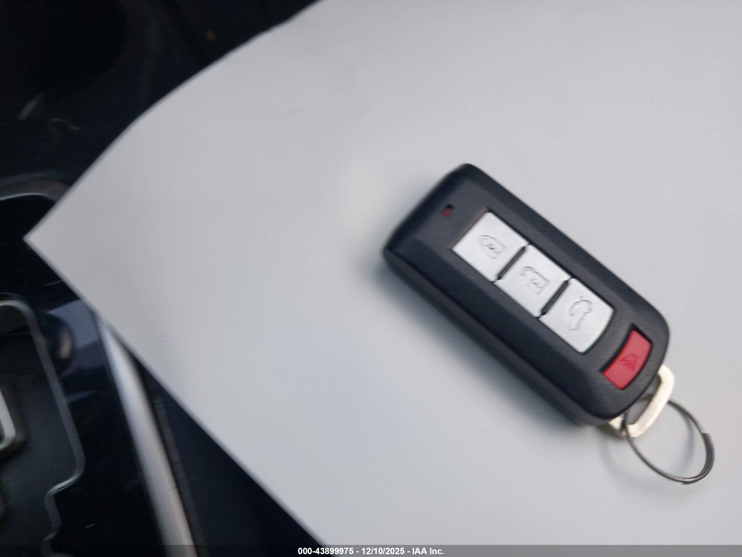 MITSUBISHI MIRAGE image 11
