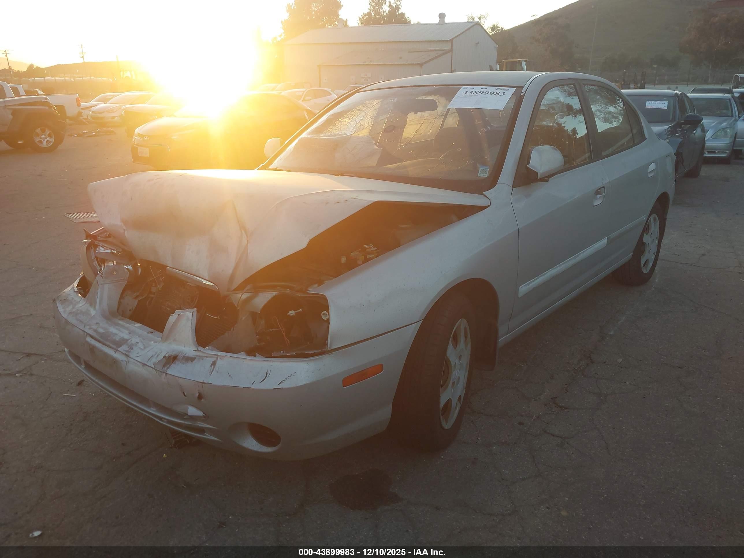 HYUNDAI ELANTRA image 2