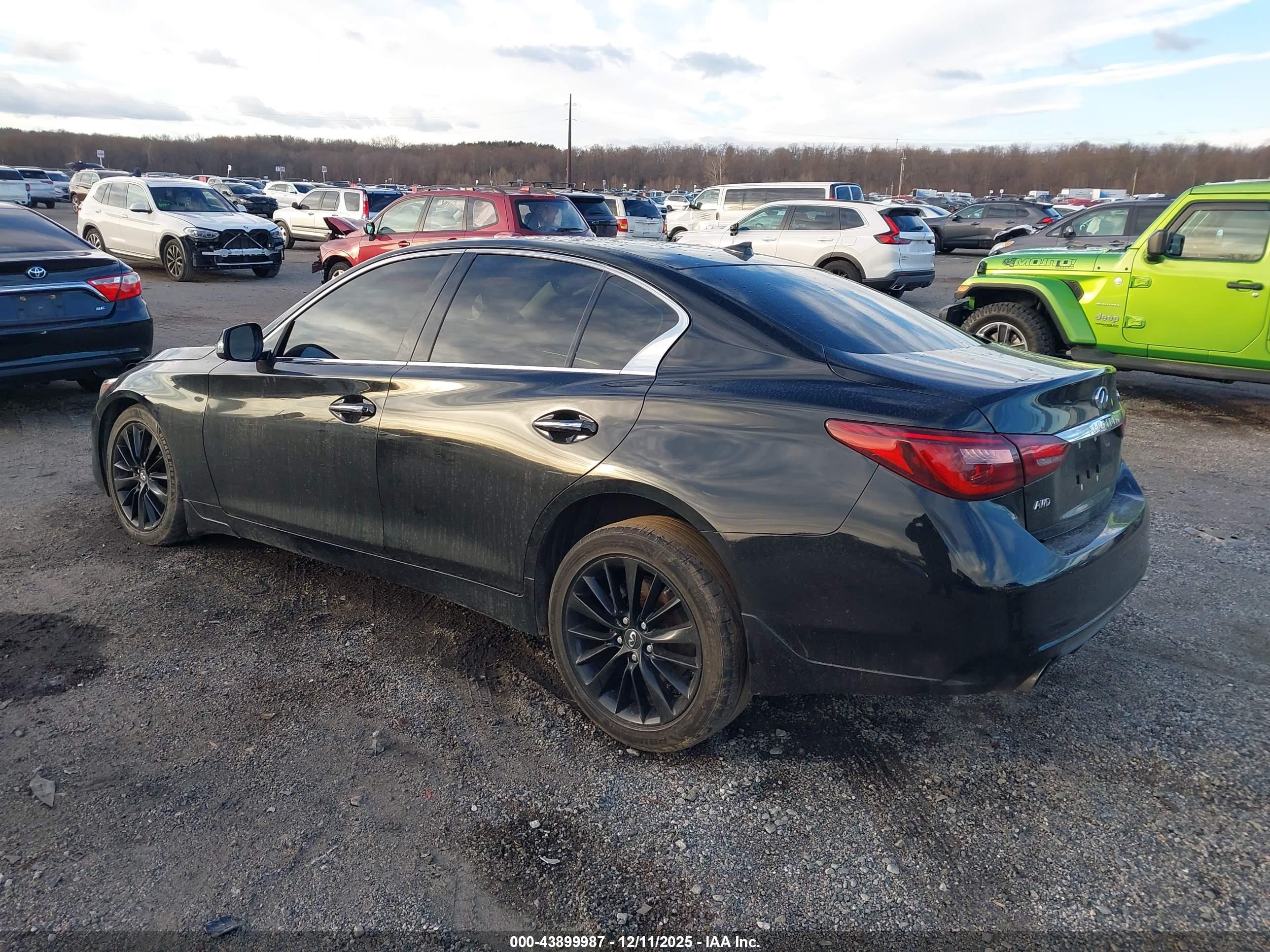 INFINITI Q50 image 3