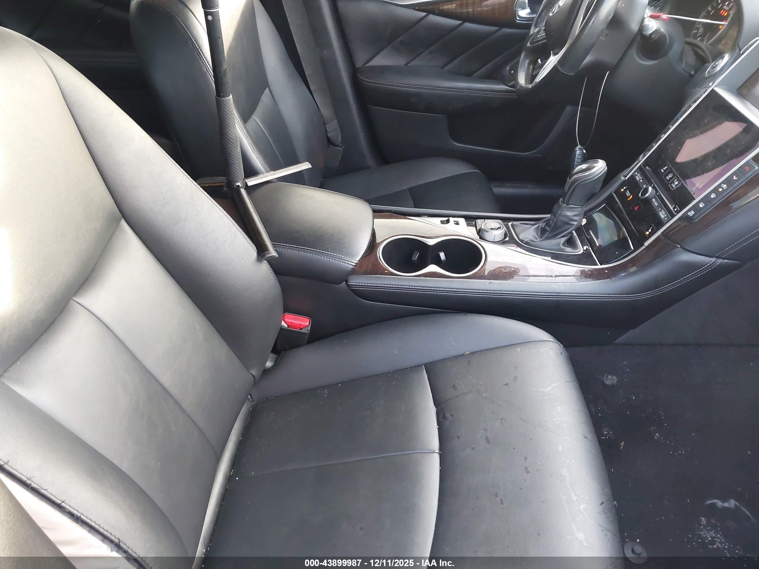 INFINITI Q50 image 5