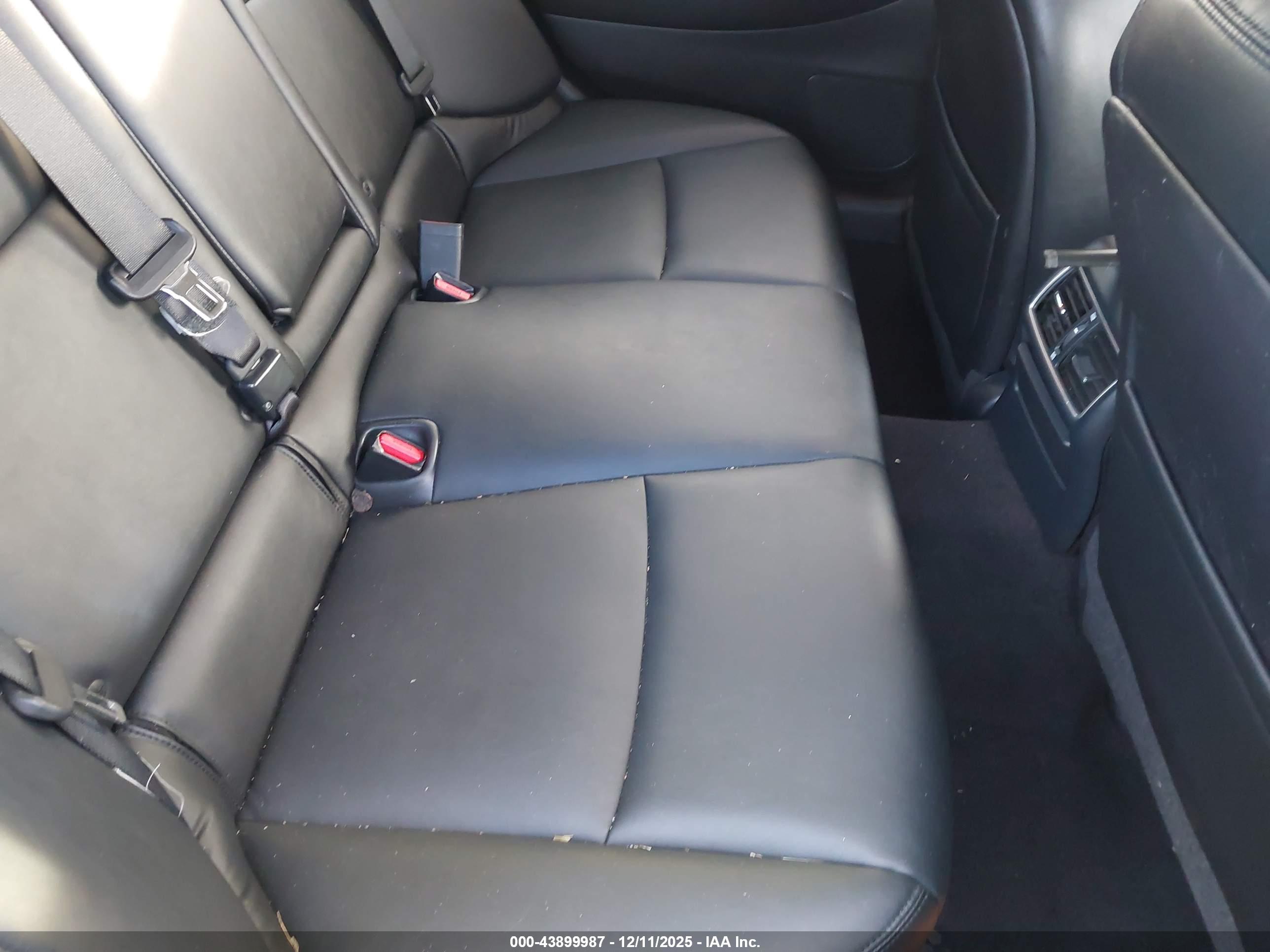 INFINITI Q50 image 8
