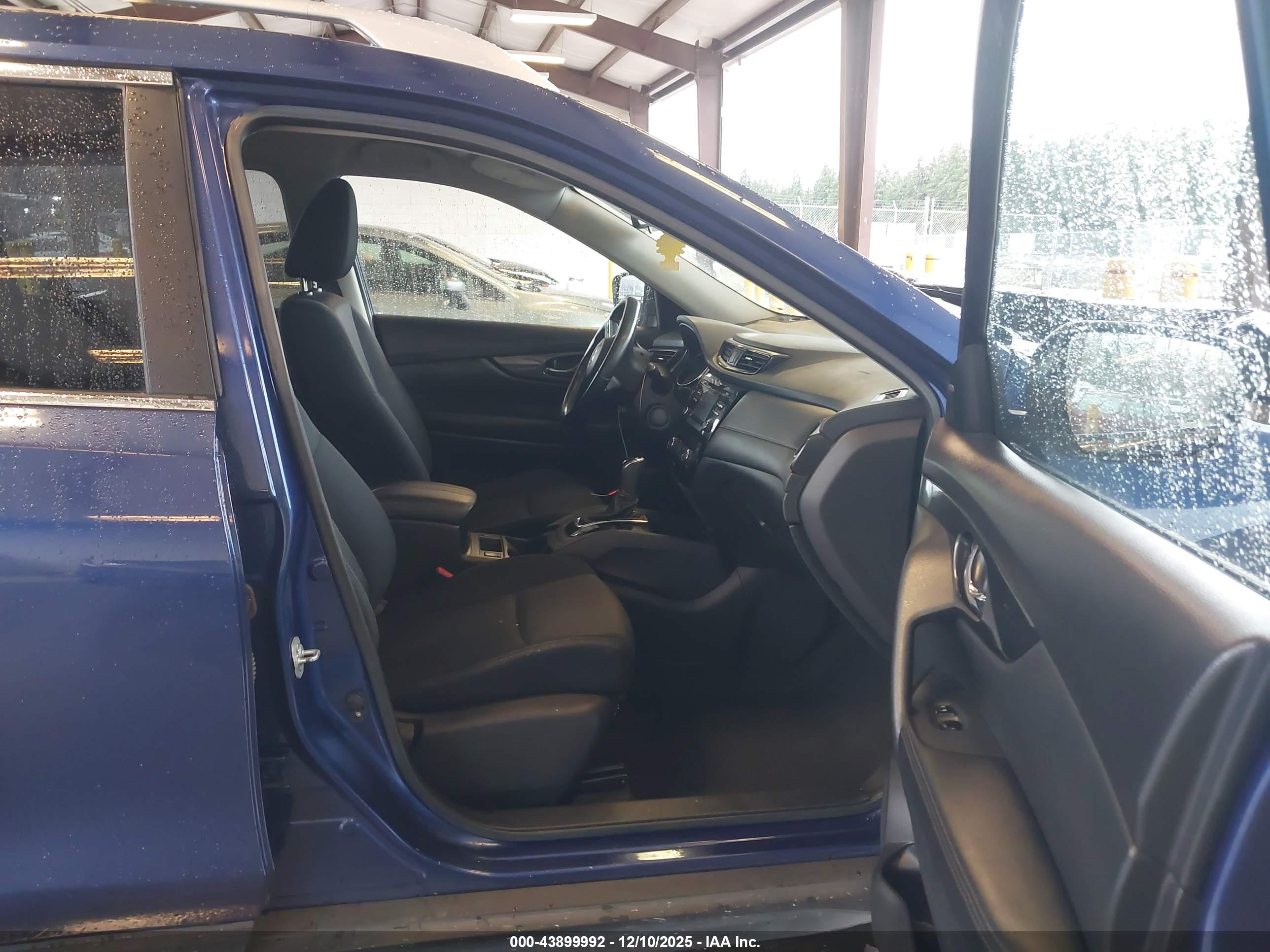 NISSAN ROGUE image 5