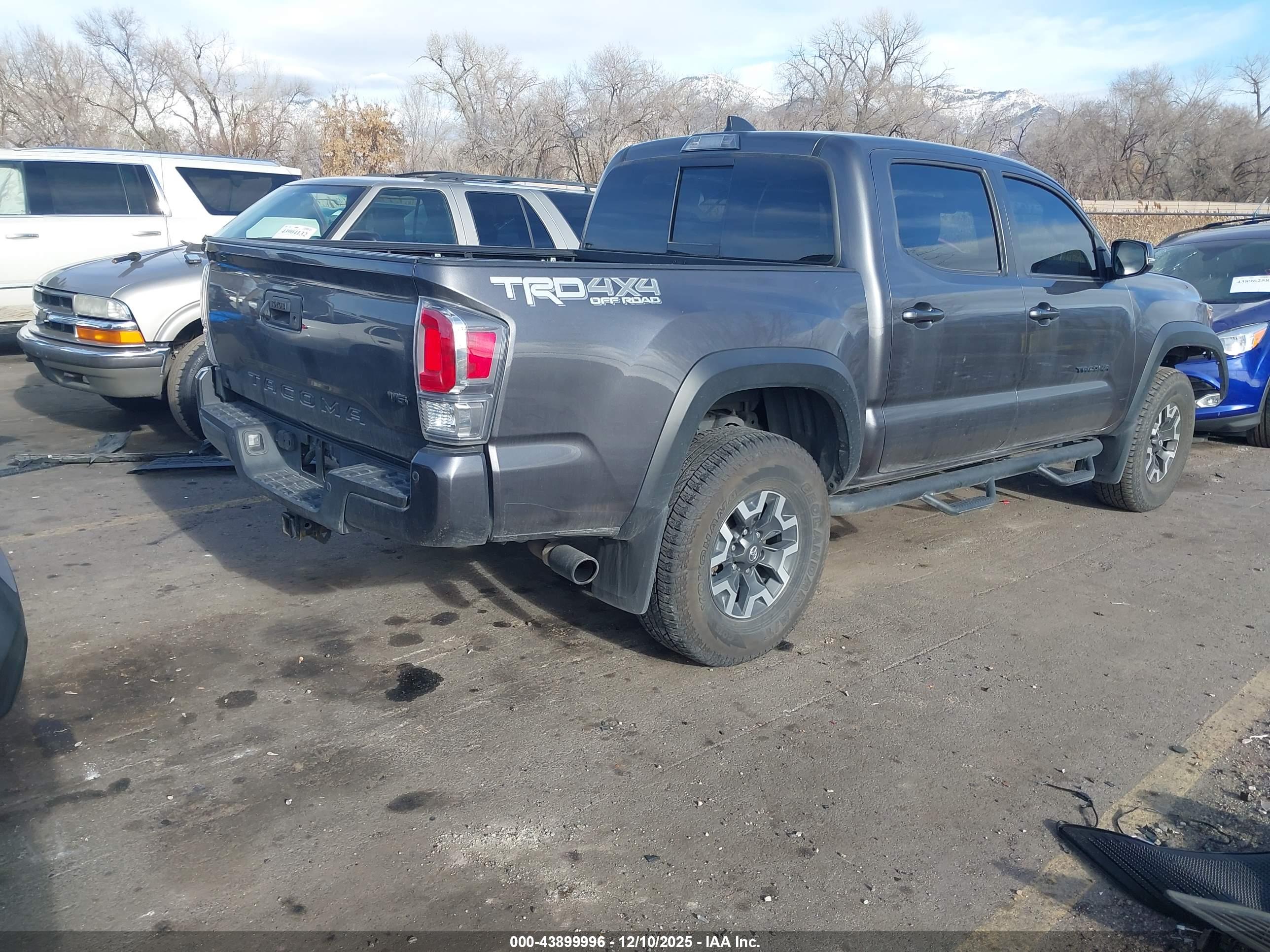 TOYOTA TACOMA image 4