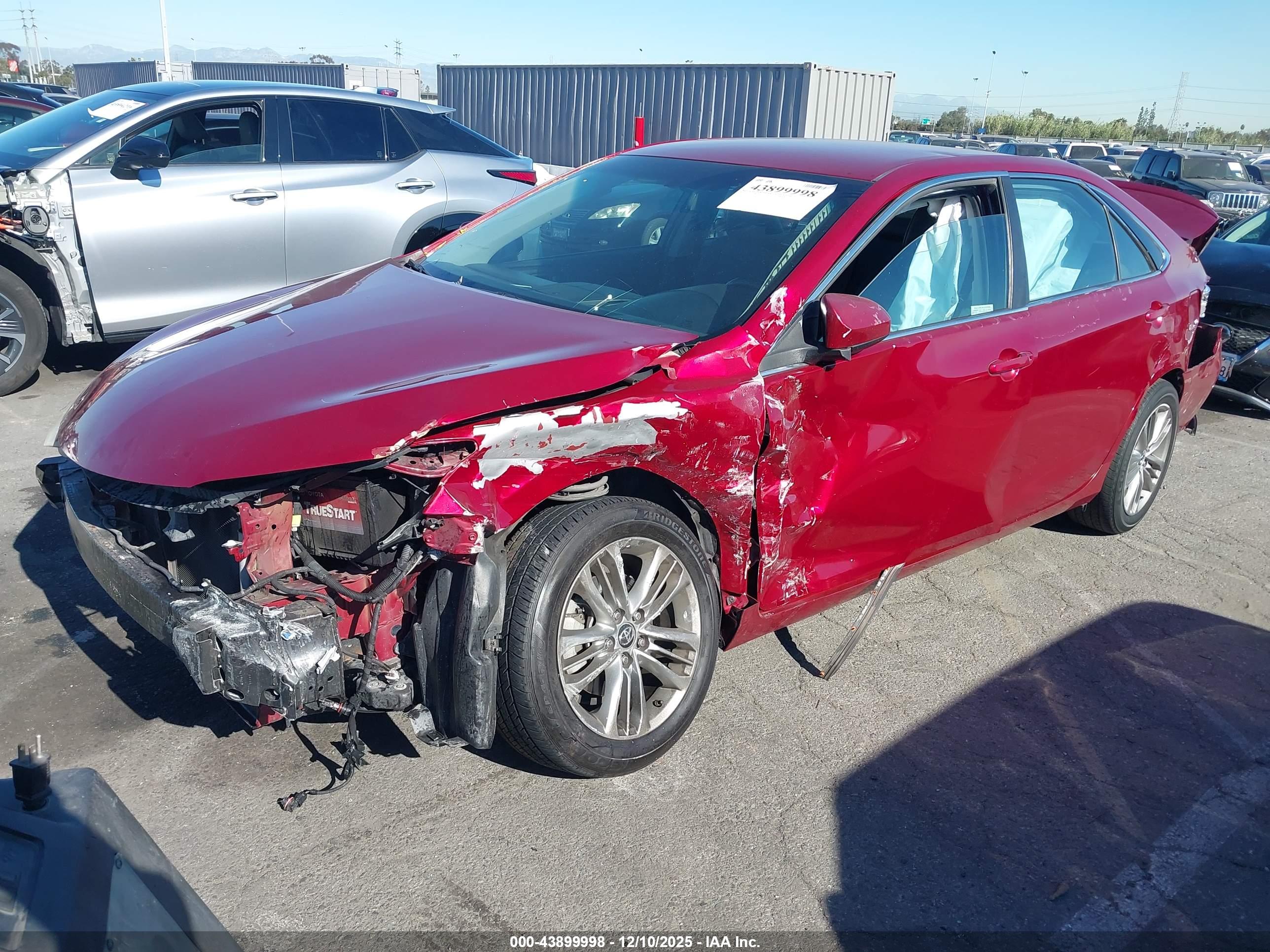 TOYOTA CAMRY image 2