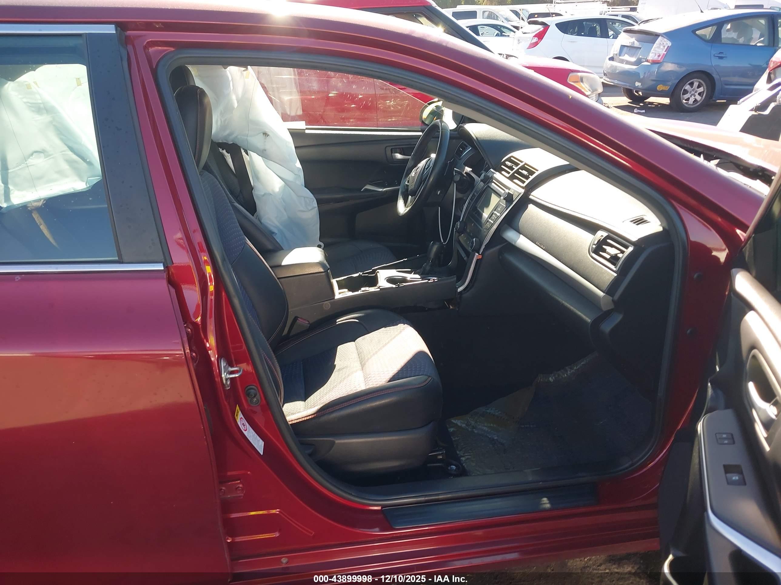 TOYOTA CAMRY image 5