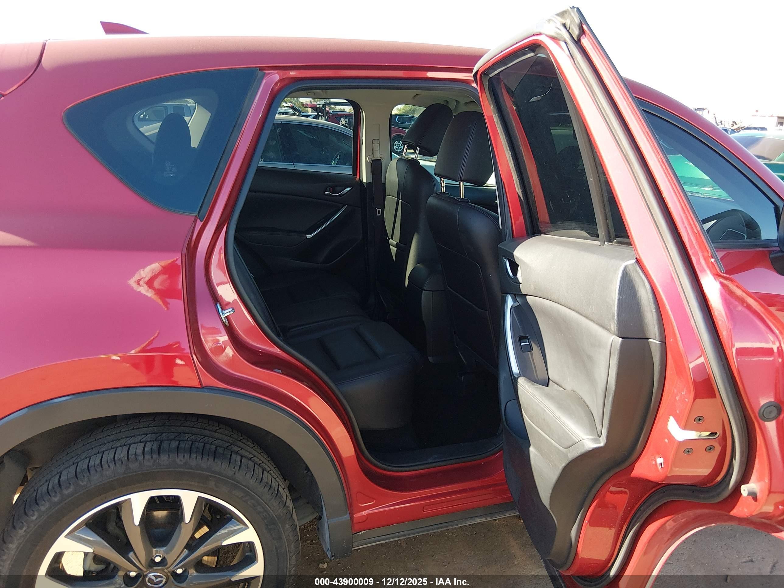 MAZDA CX-5 image 8