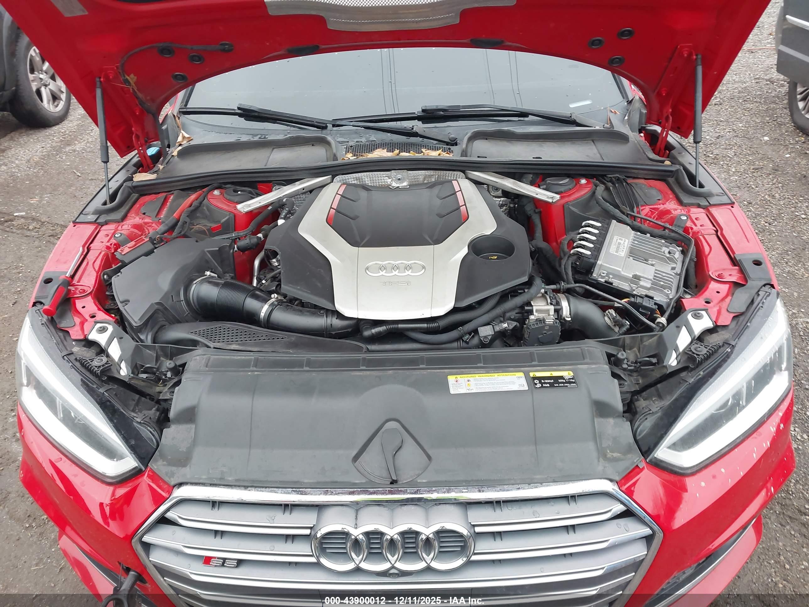 AUDI S5 image 10