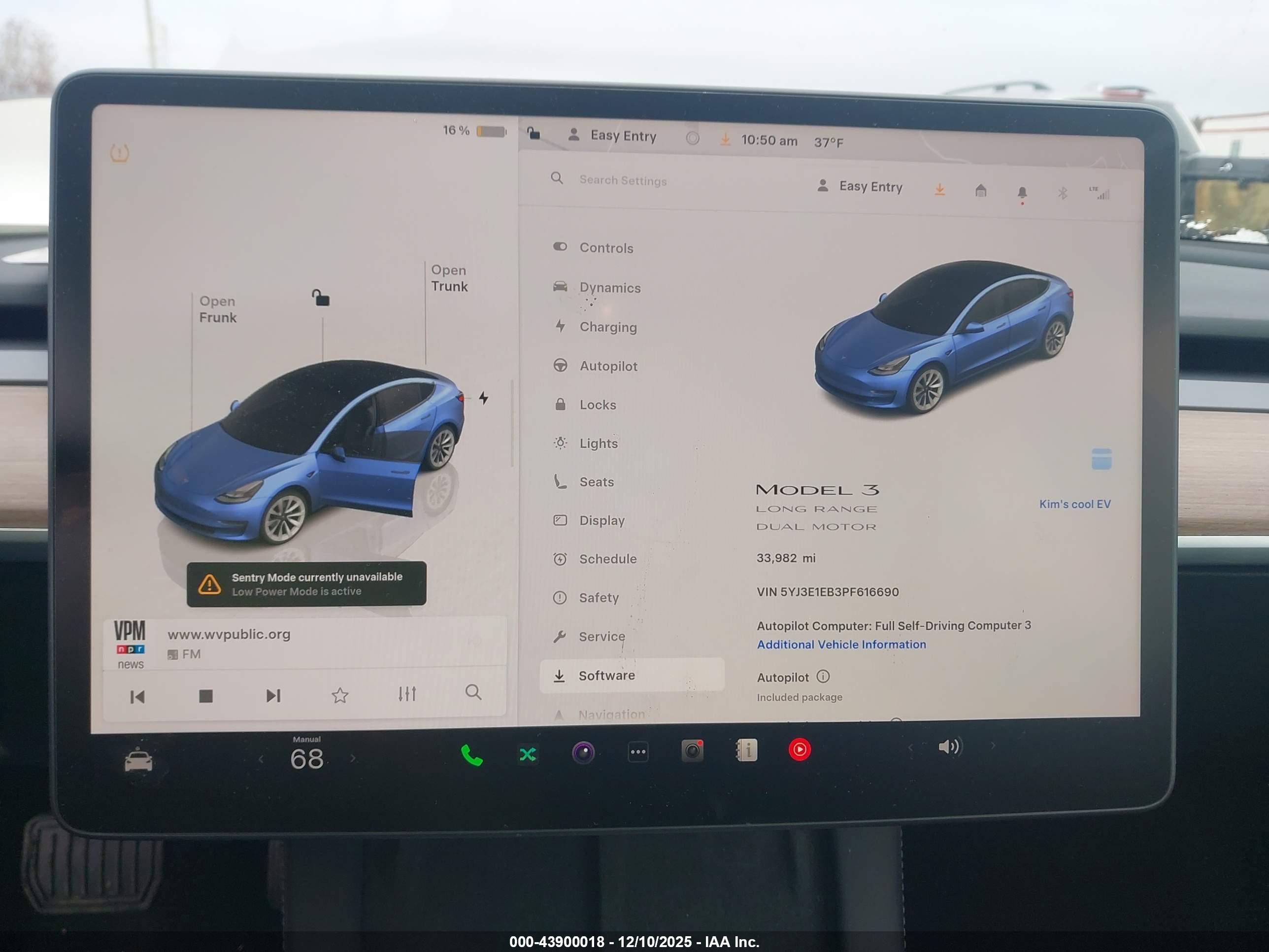 TESLA MODEL image 7