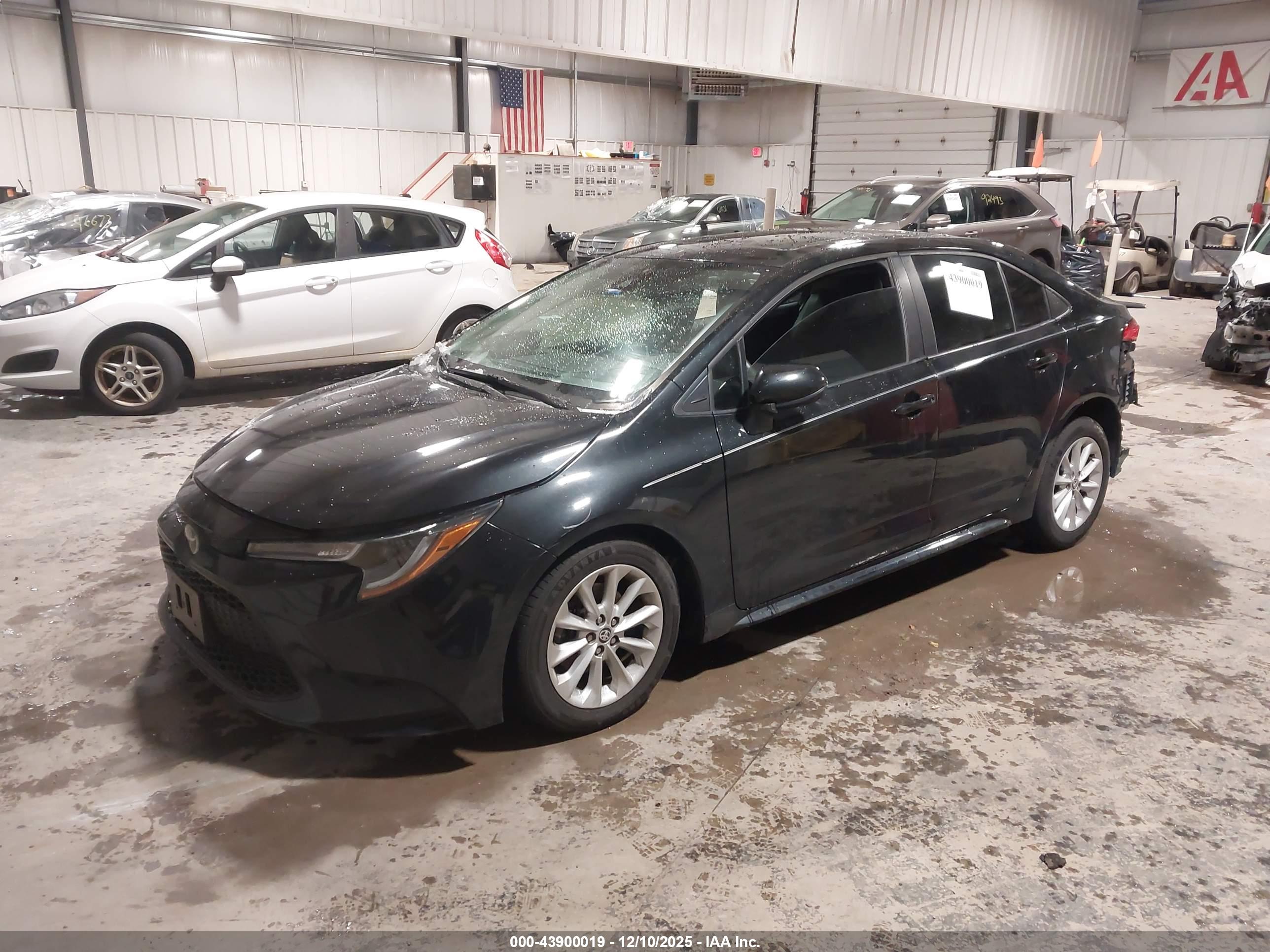 TOYOTA COROLLA image 2