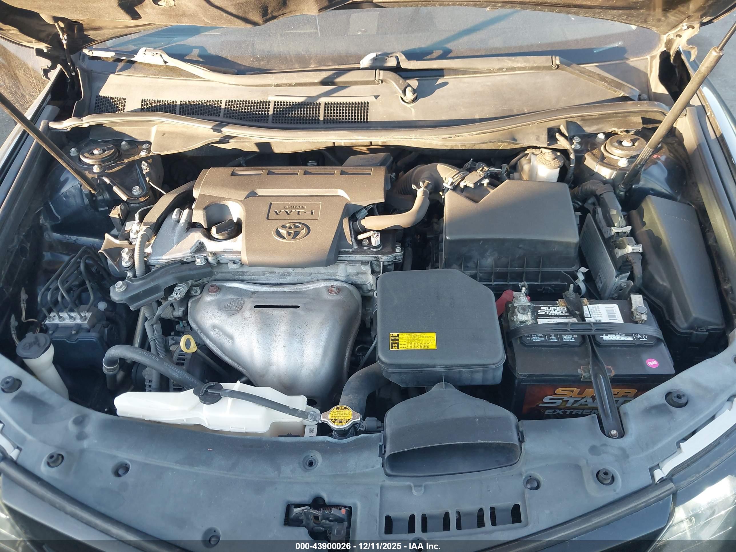 TOYOTA CAMRY image 10