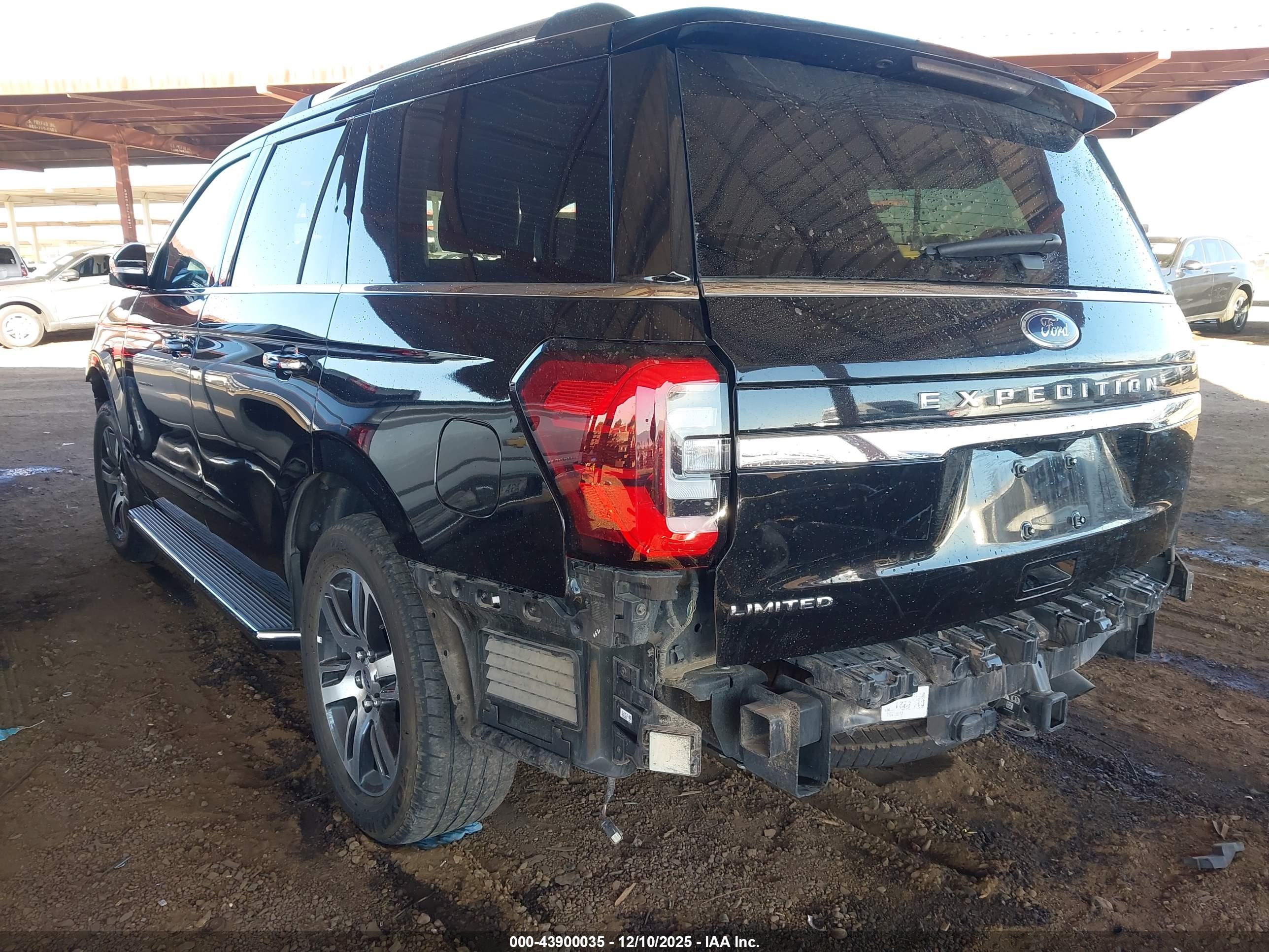 FORD EXPEDITION image 3