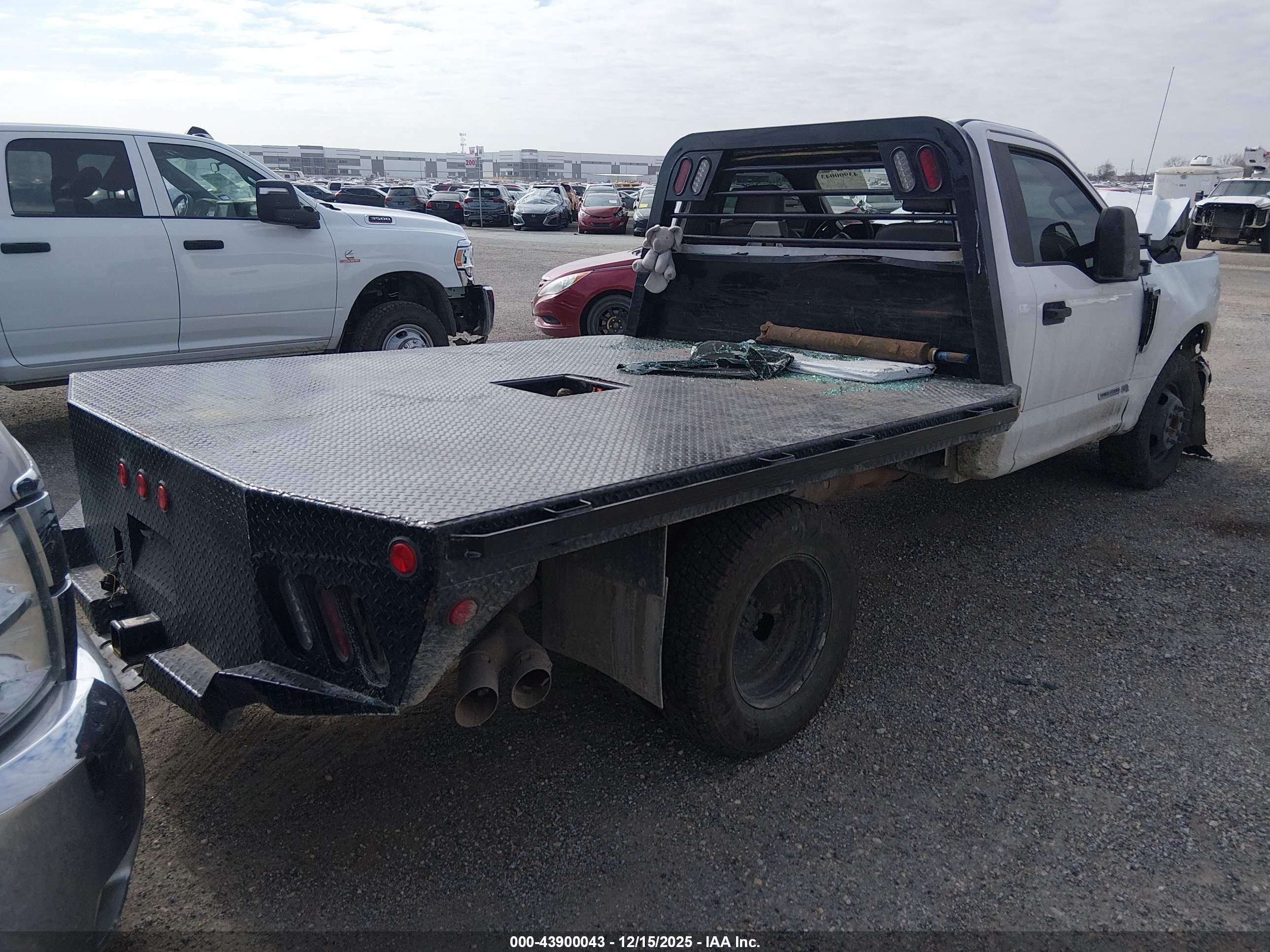 FORD F-350 image 4