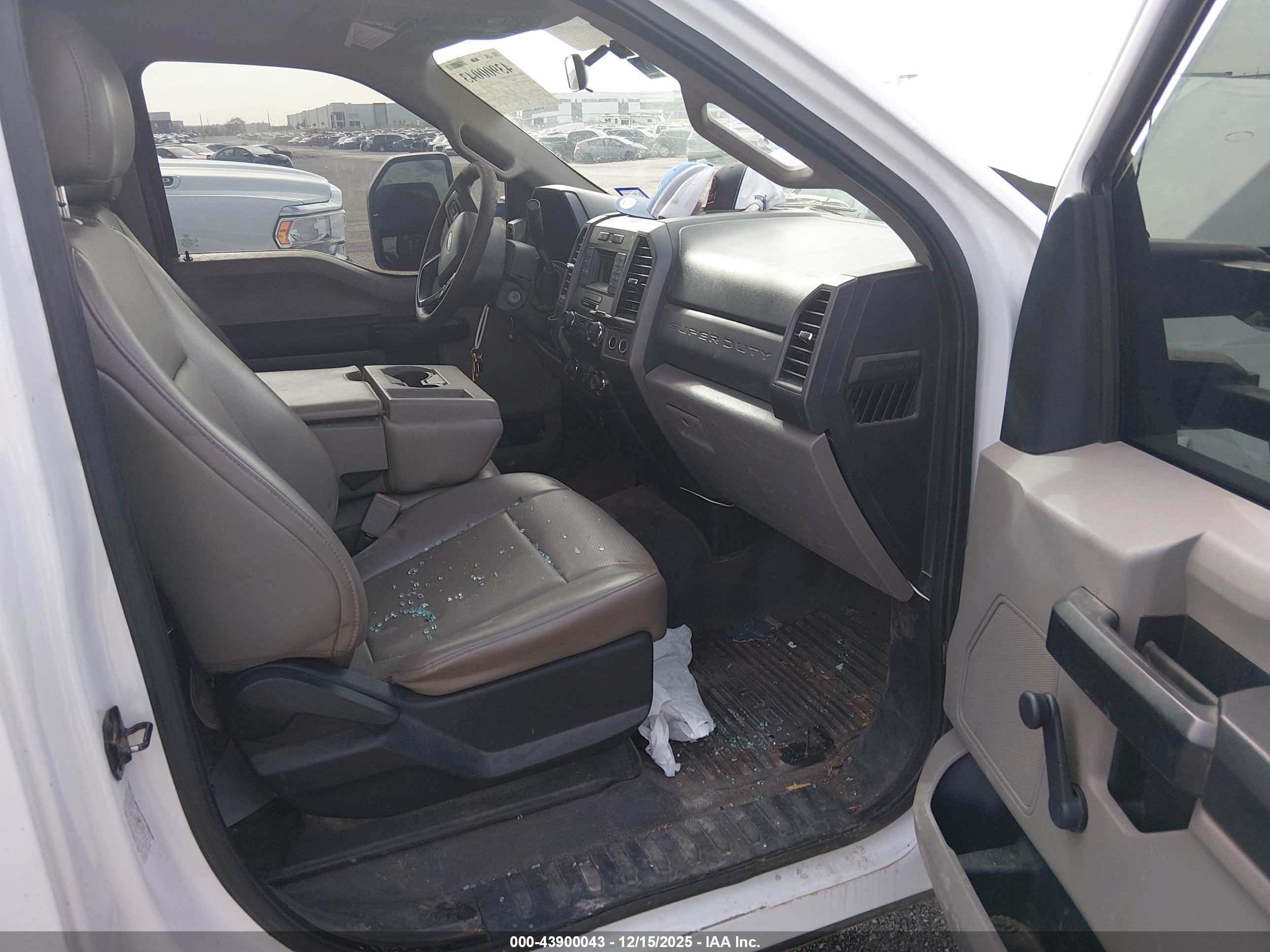 FORD F-350 image 5