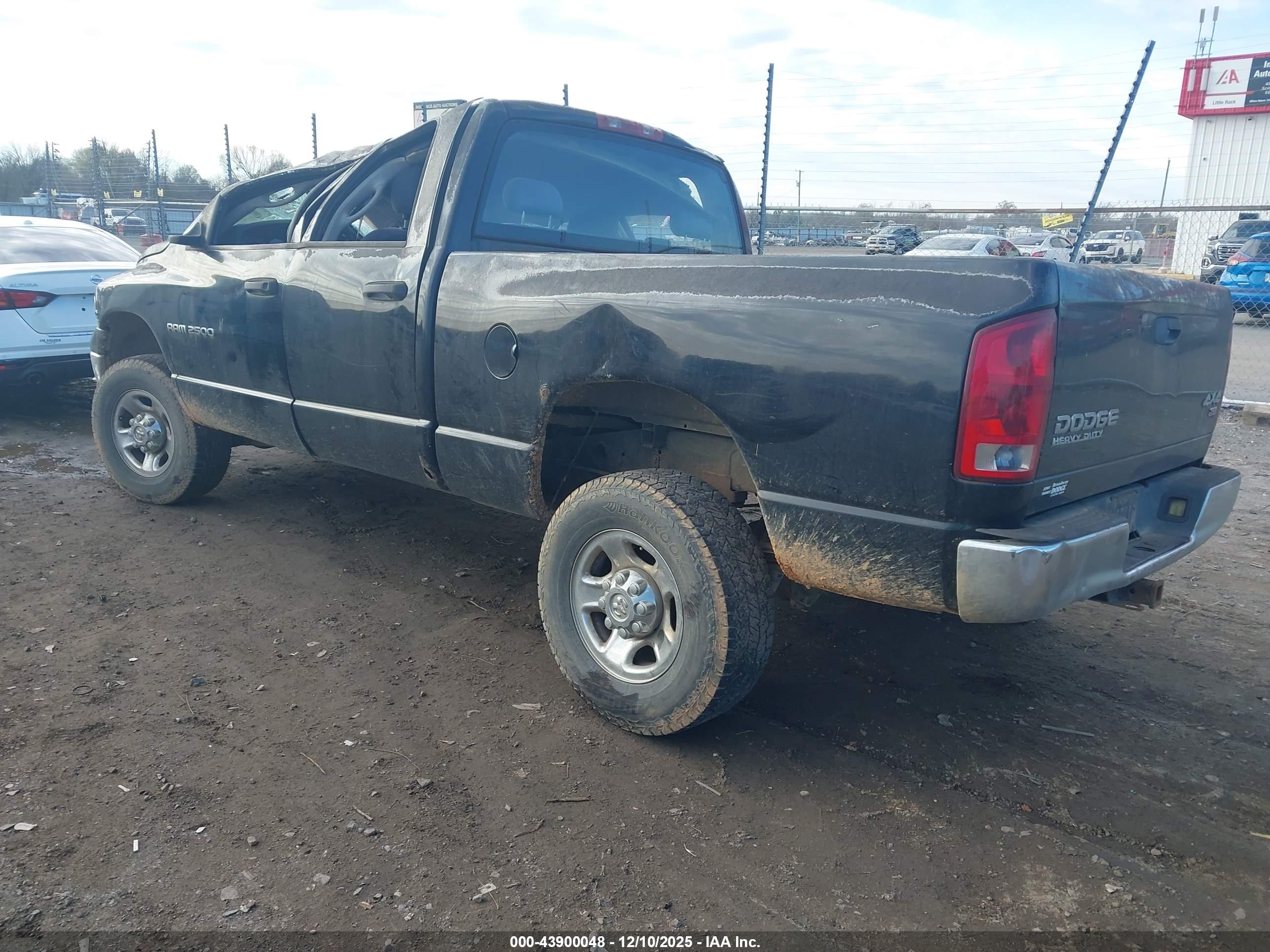 DODGE RAM image 3