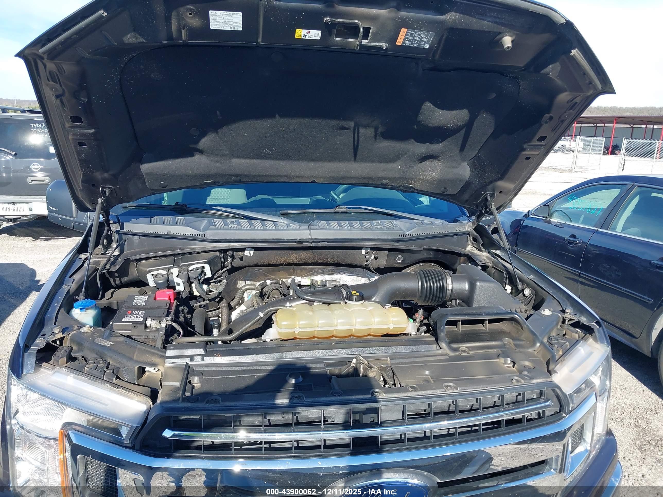 FORD F-150 image 10