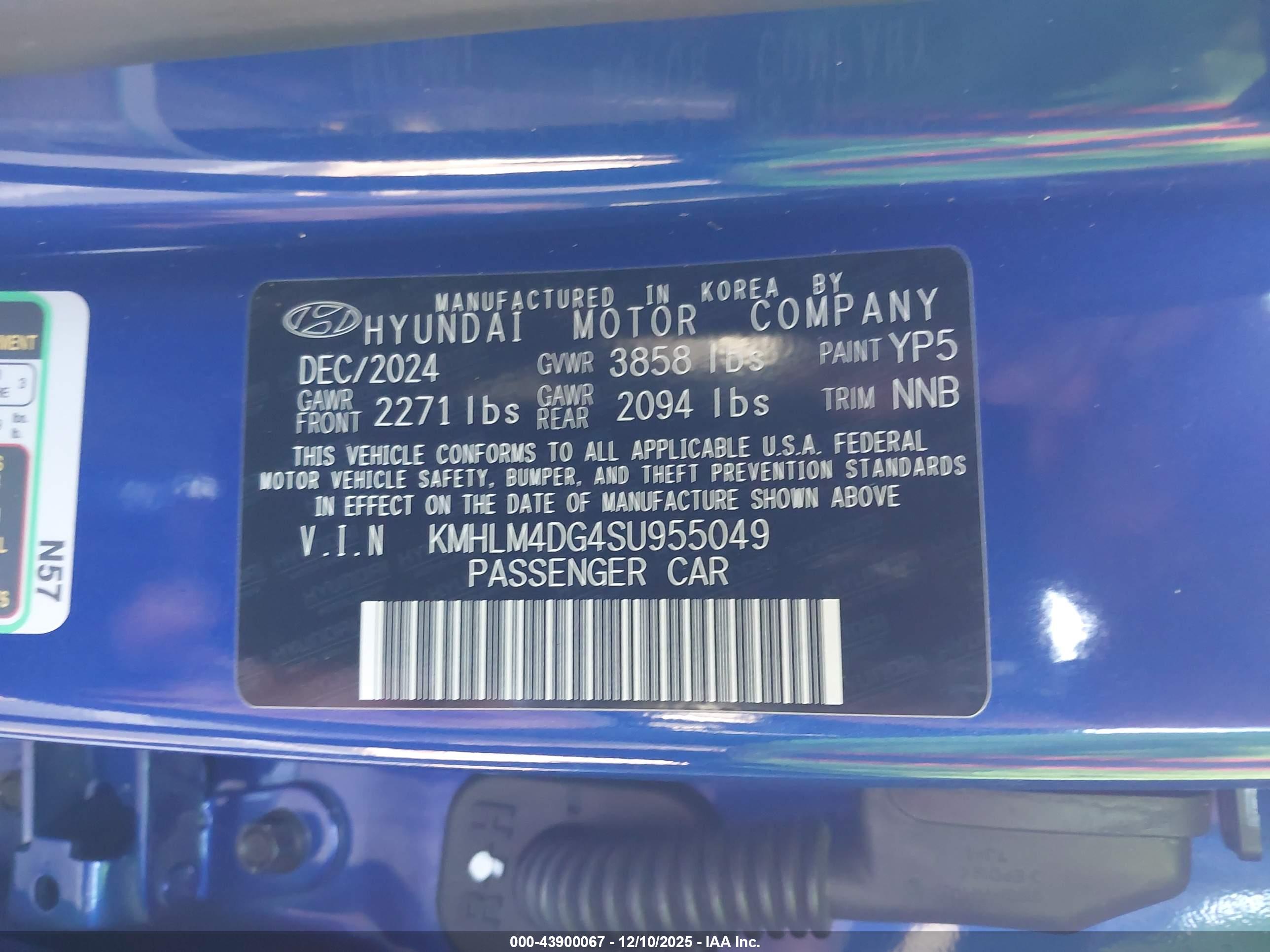 HYUNDAI ELANTRA image 9