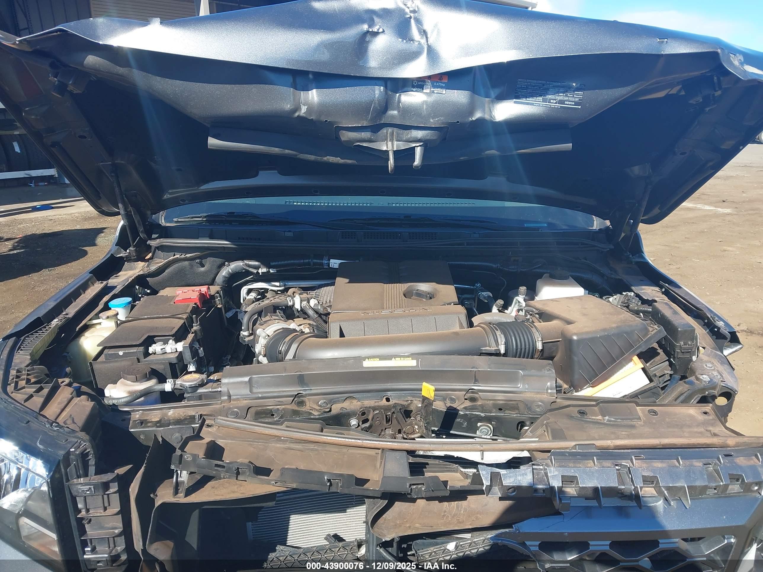 NISSAN FRONTIER image 10