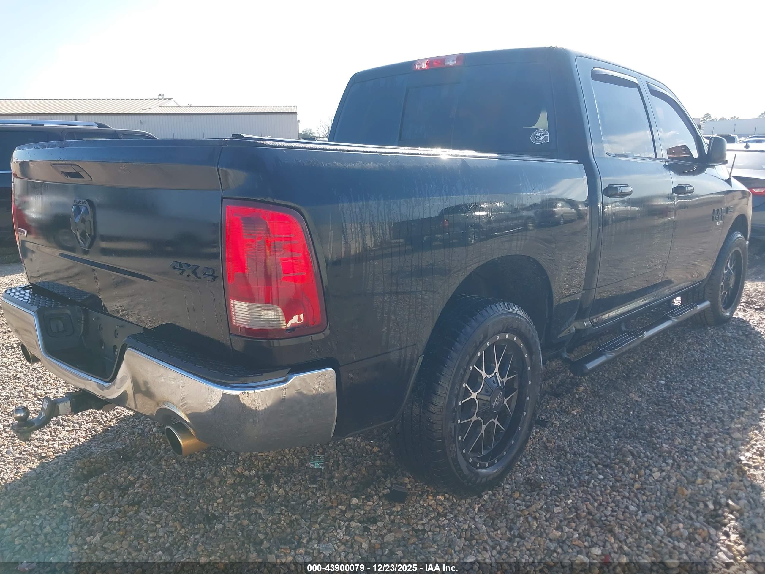 RAM 1500 image 4