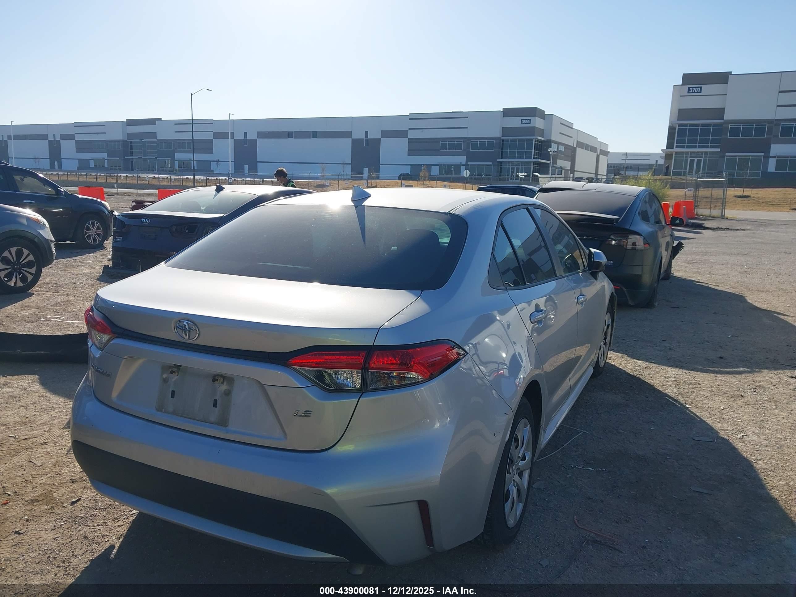 TOYOTA COROLLA image 4