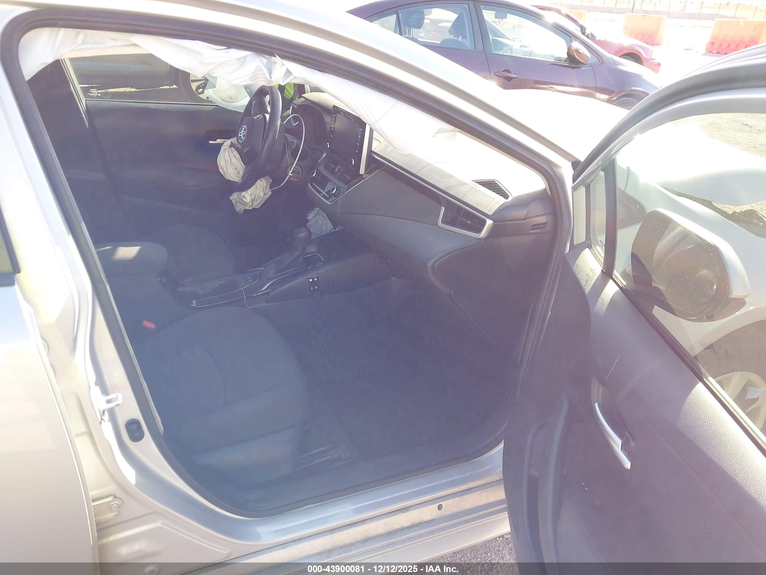 TOYOTA COROLLA image 5