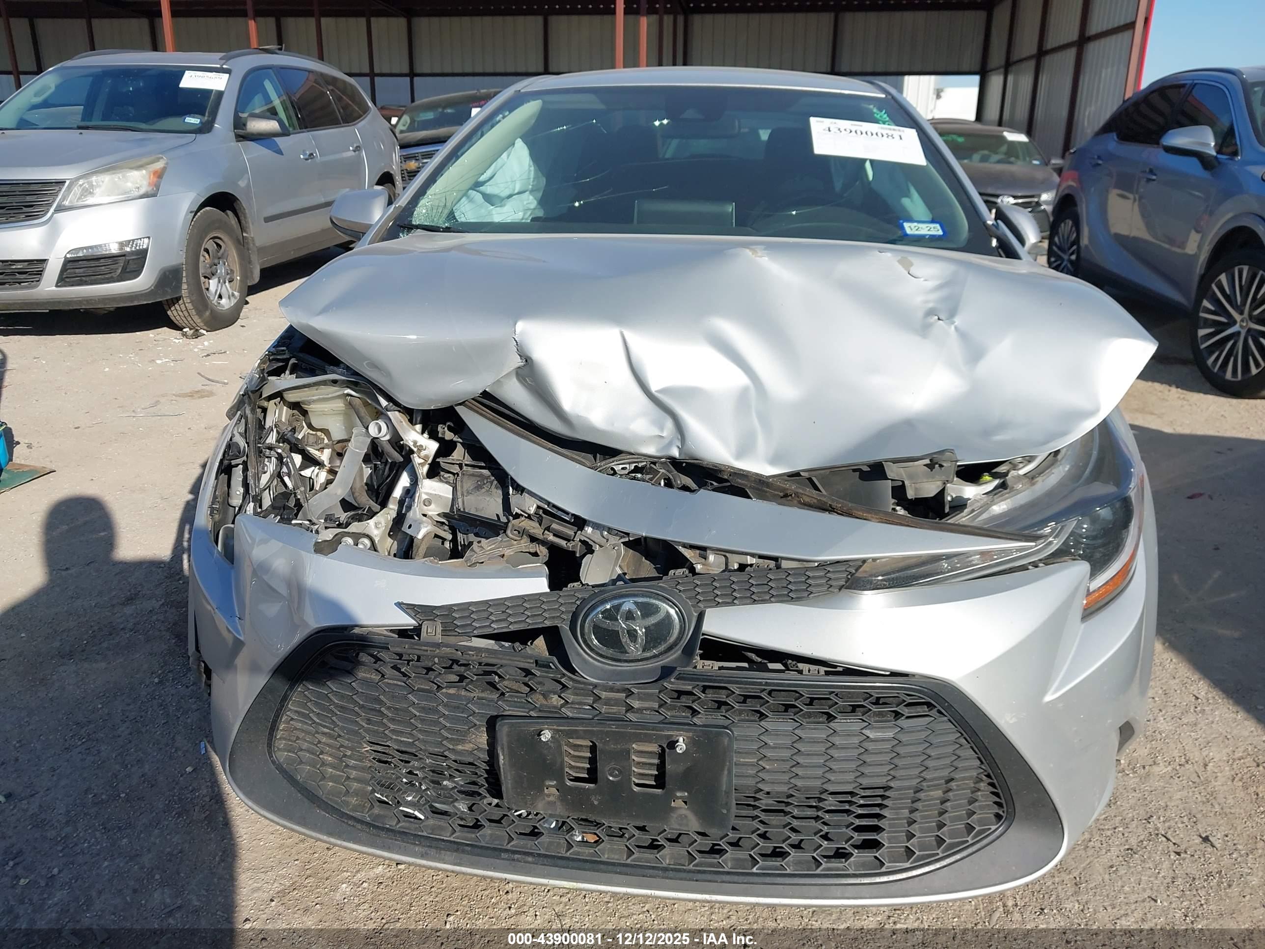 TOYOTA COROLLA image 6
