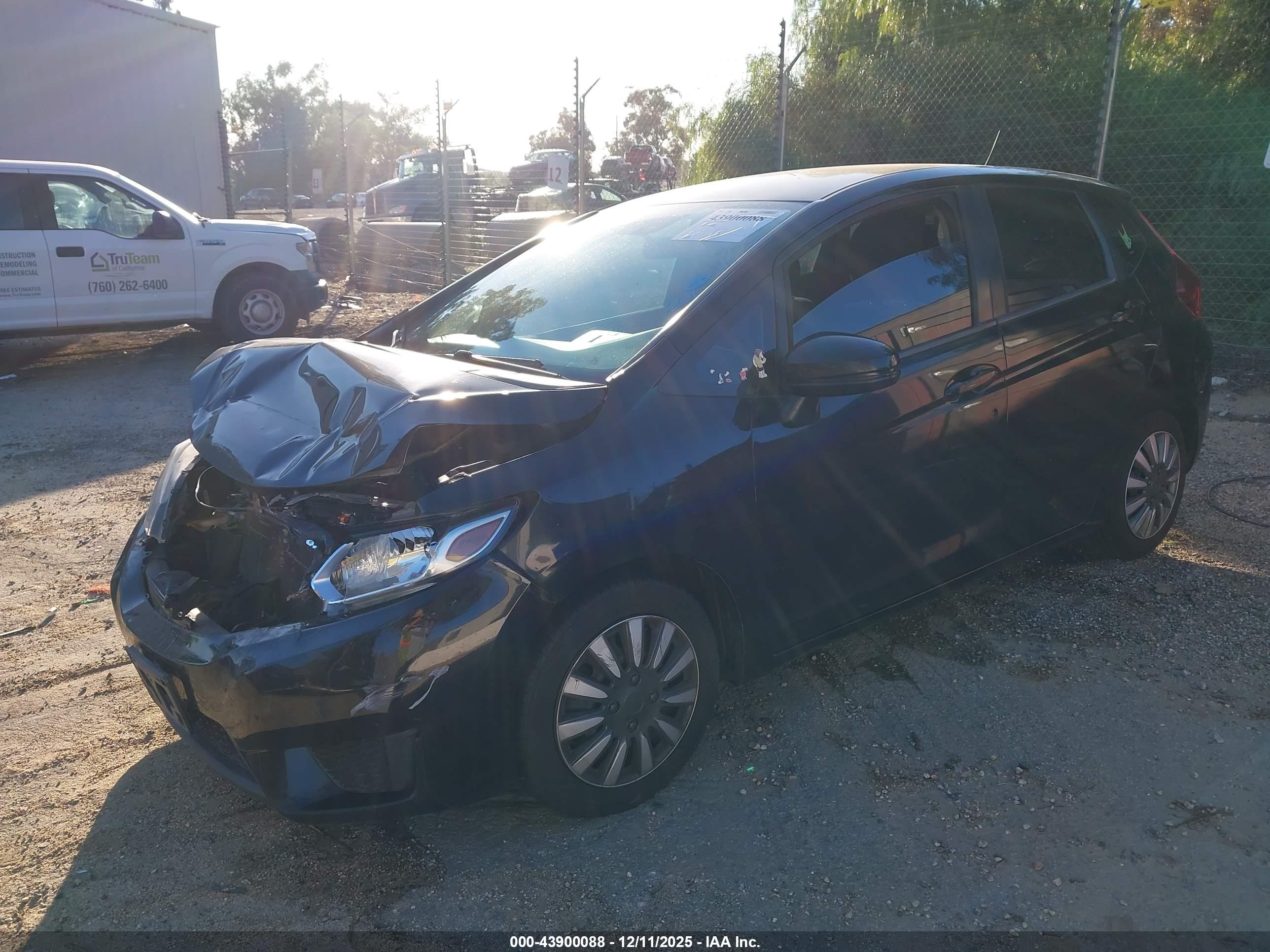 HONDA FIT image 2