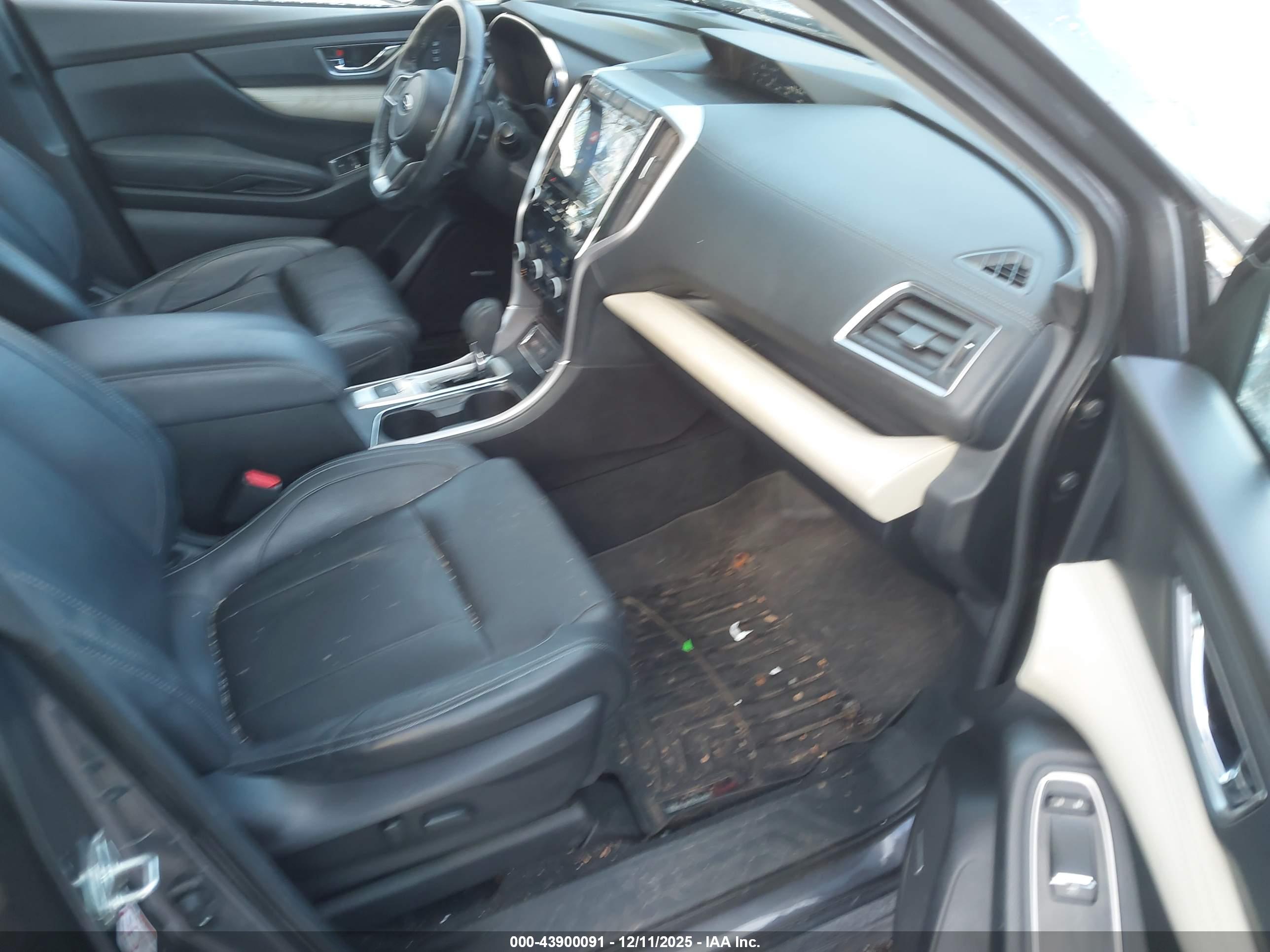 SUBARU ASCENT image 5