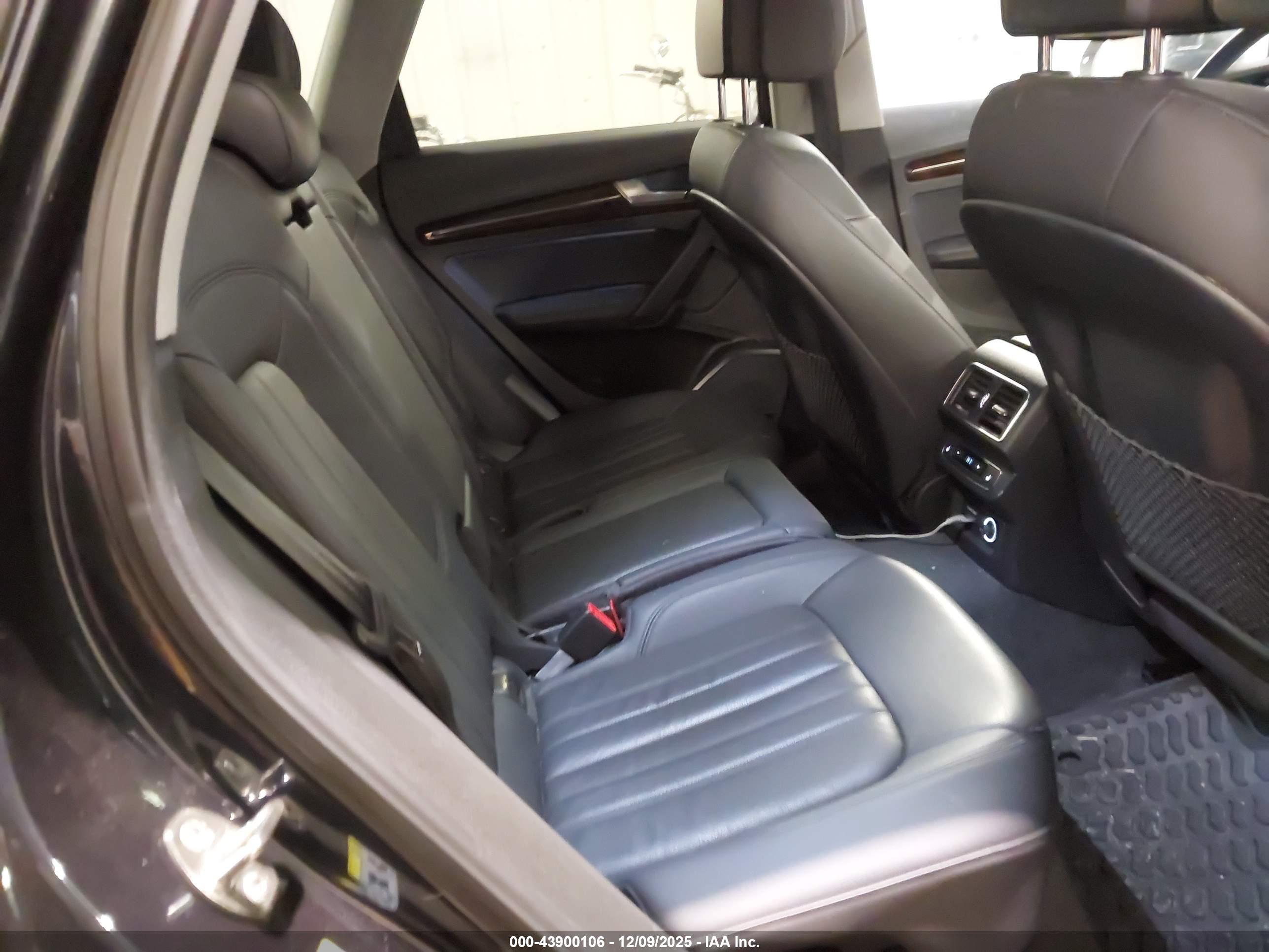 AUDI Q5 image 8